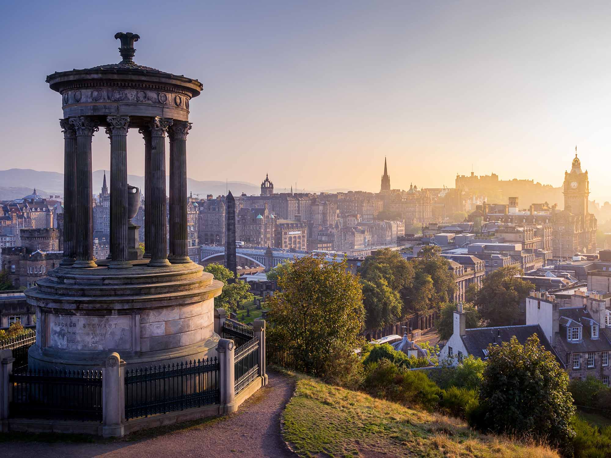 Edinburgh: Team Building Treasure Hunts
