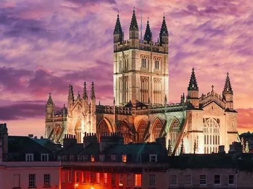 Scenic Bath city centre – classy option for a spa-filled hen do