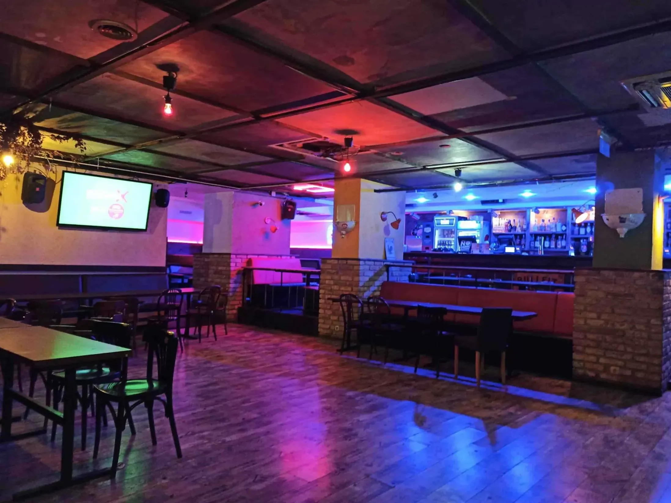 Hétker Pub Budapest - Best Pubs in Budapest