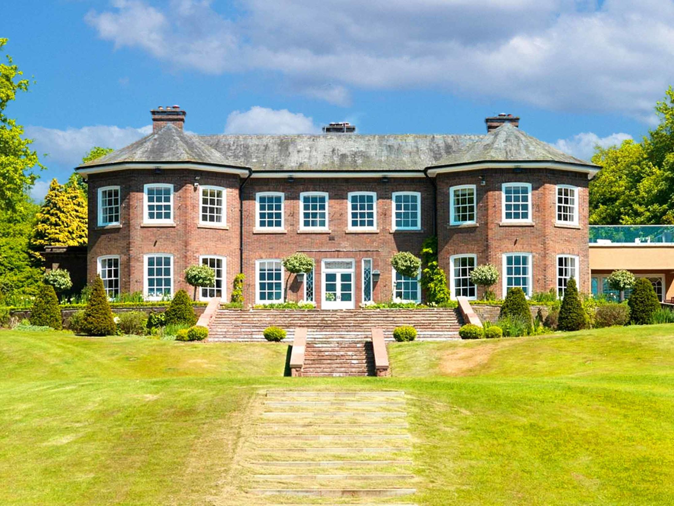 10 Large Christmas Party Venues in Cheshire - Delamere Manor