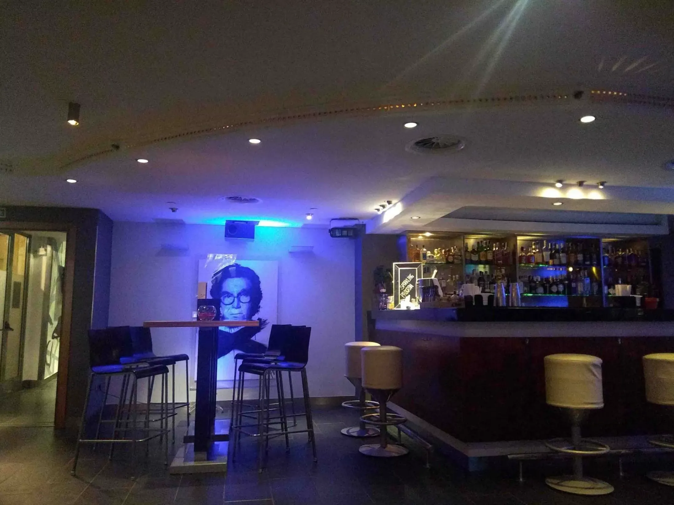 Le Pop - Best Bars in Barcelona