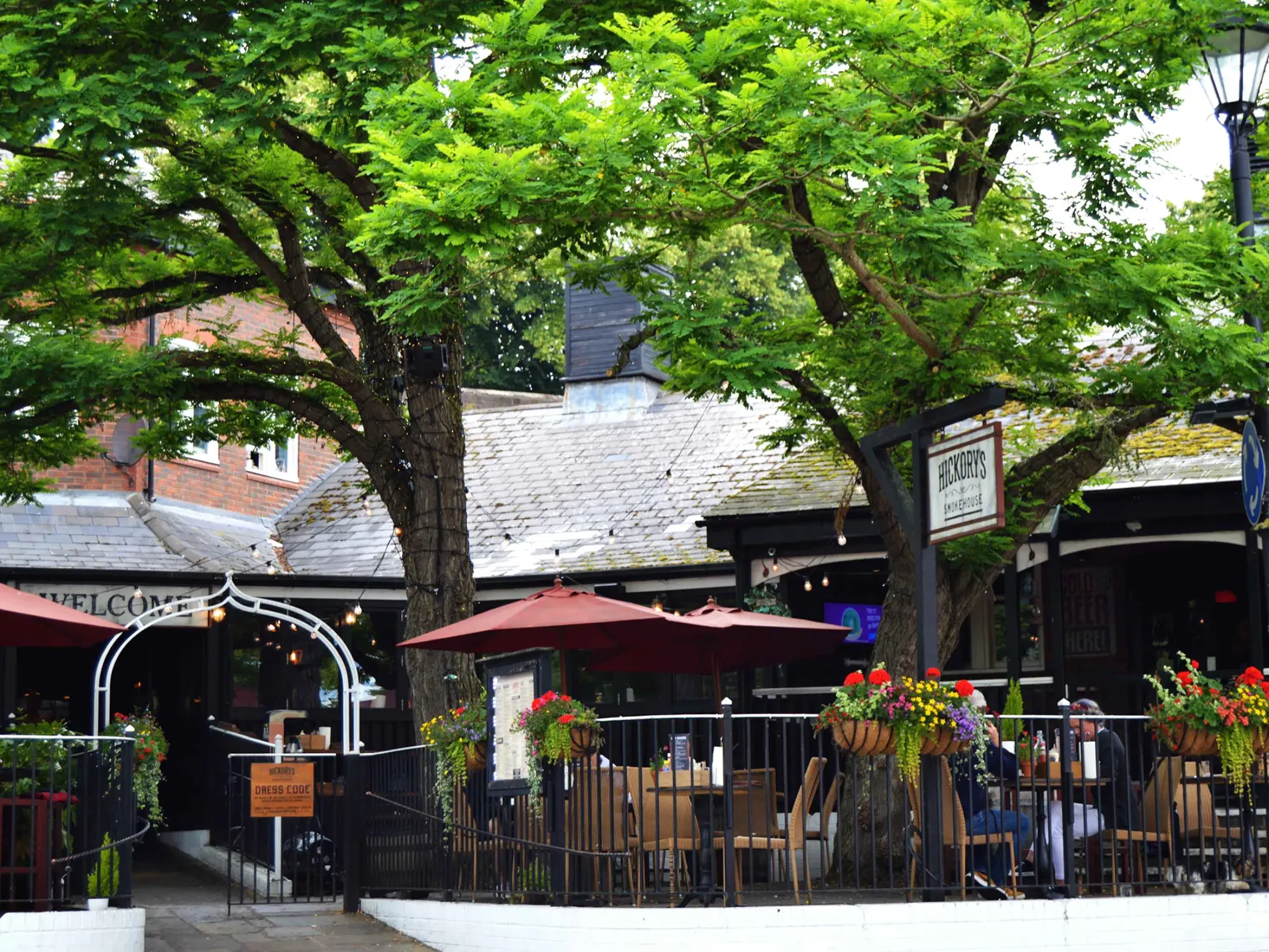 Hickory's Smokehouse - Best Bars in Chester