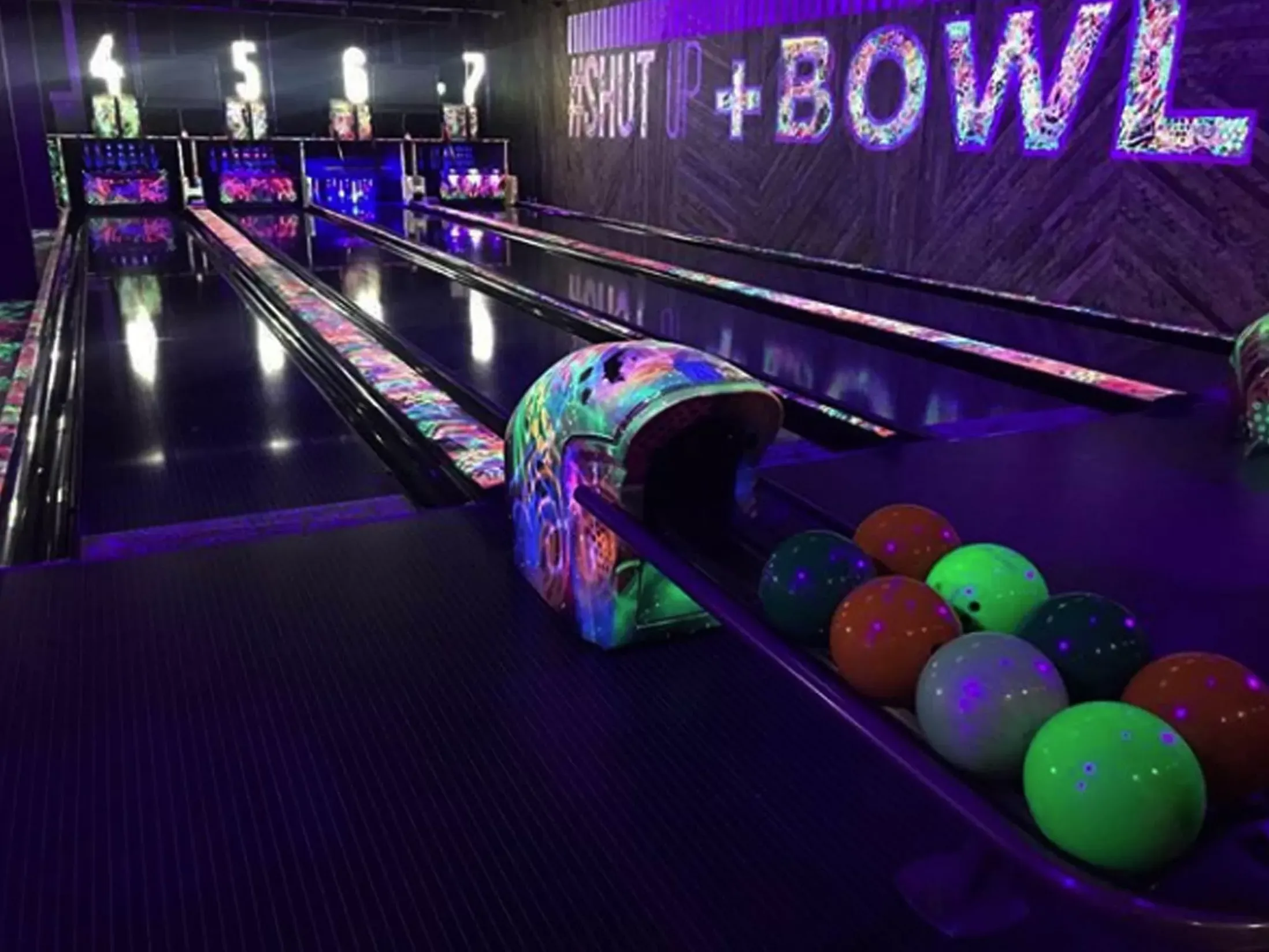 Best Bars in Liverpool - Lane 7