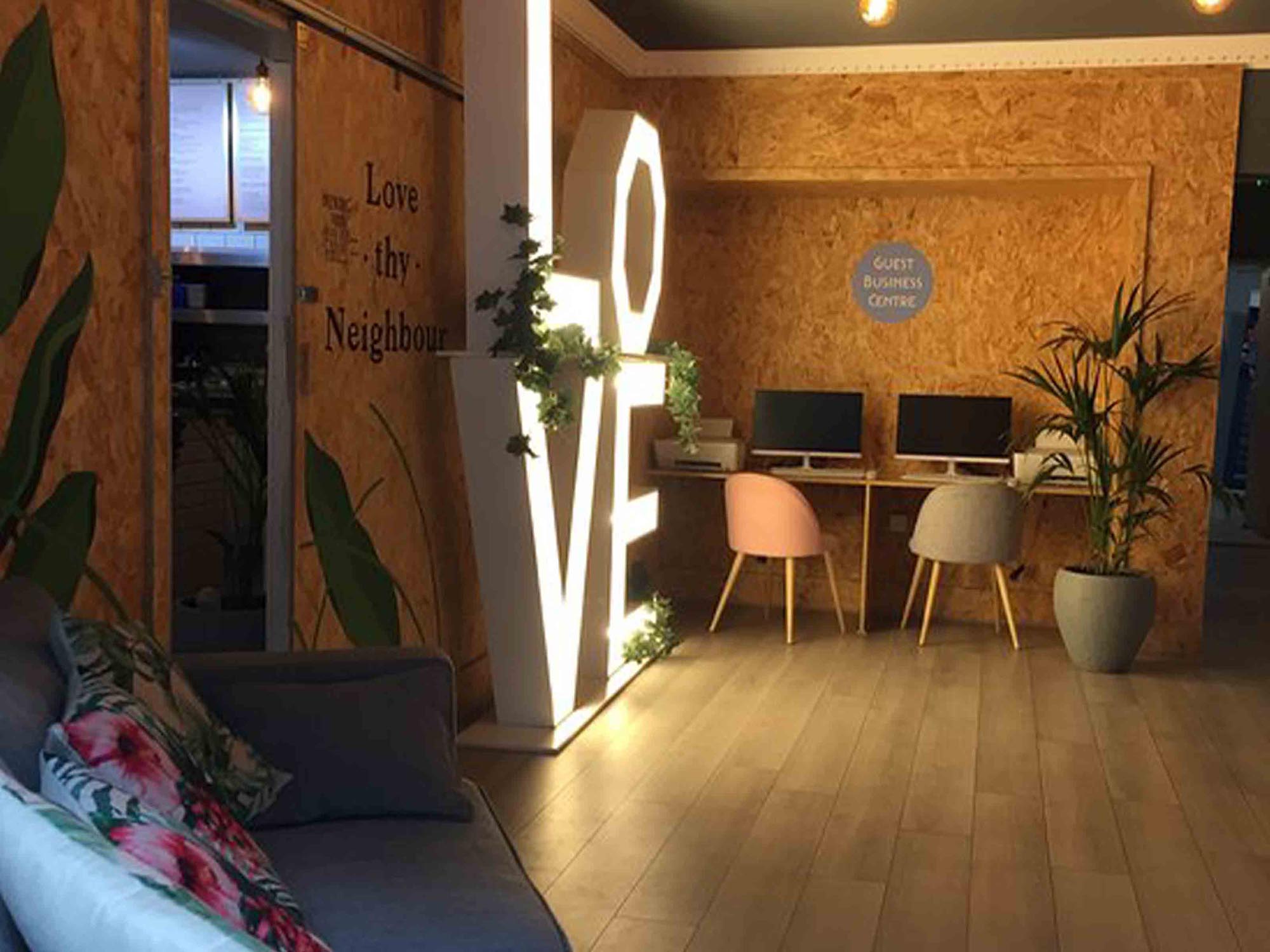 Best Hotels in Liverpool - Sleep Eat Love Liverpool 