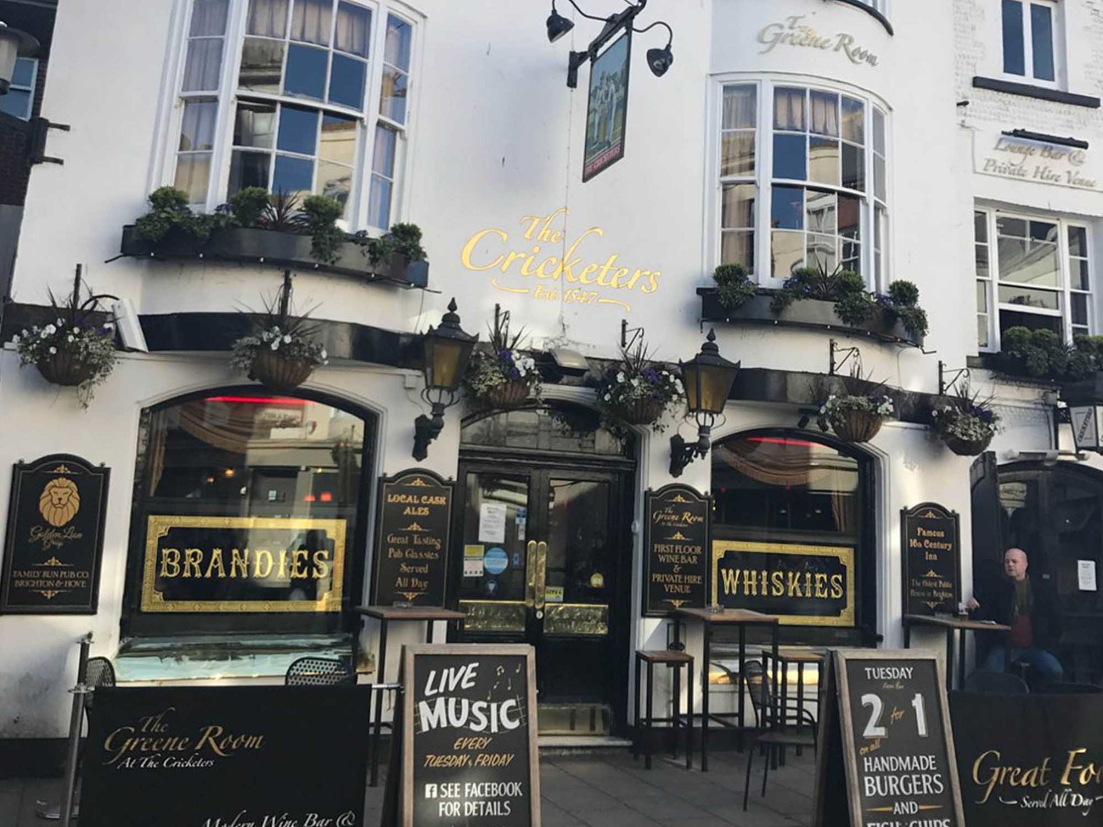 Best Pubs in Brighton - The Cricketers