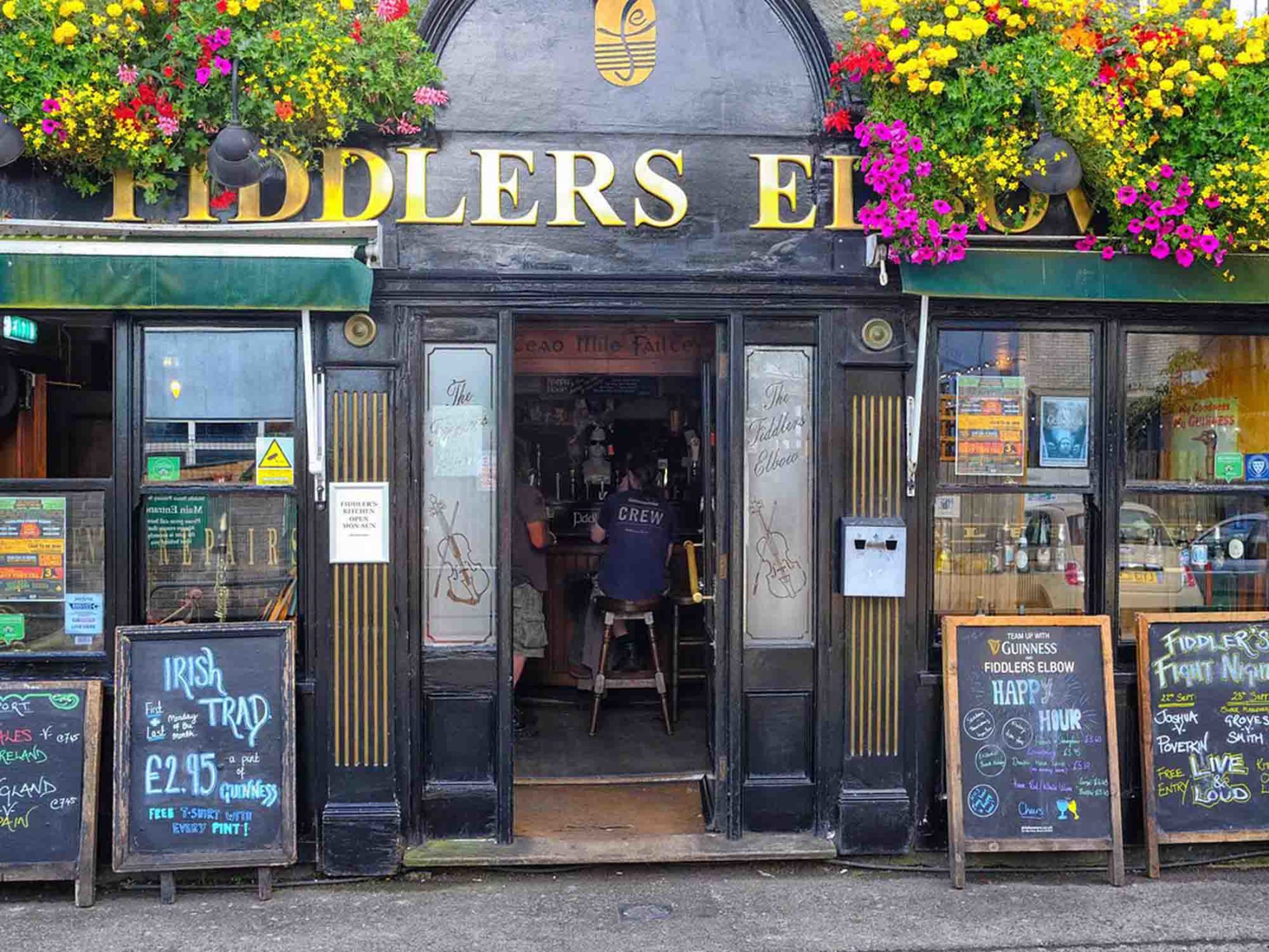 Best Pubs in Brighton - The Fiddlers Elbow