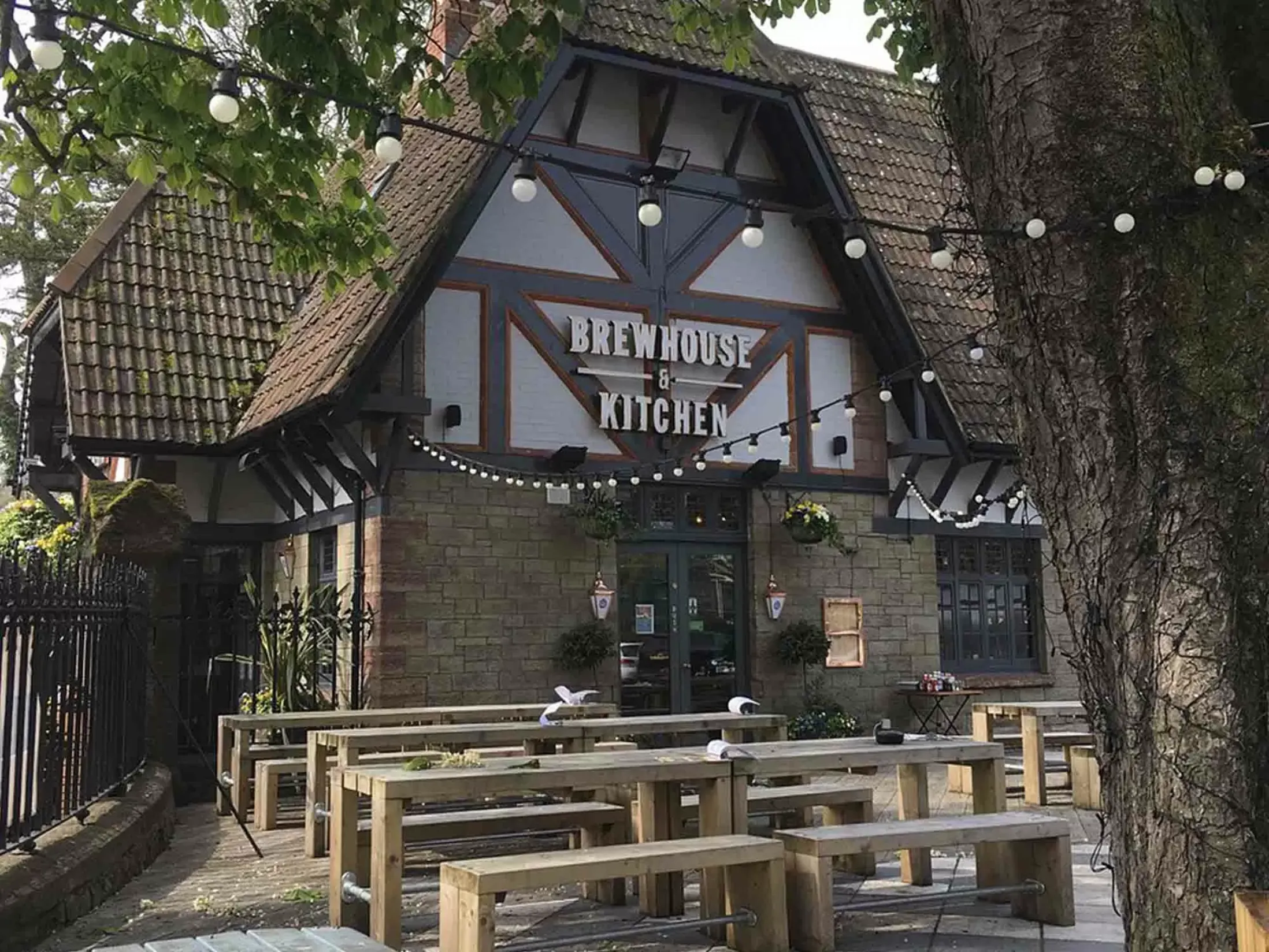 Best Pubs in Cardiff - Brewhouse & Kitchen