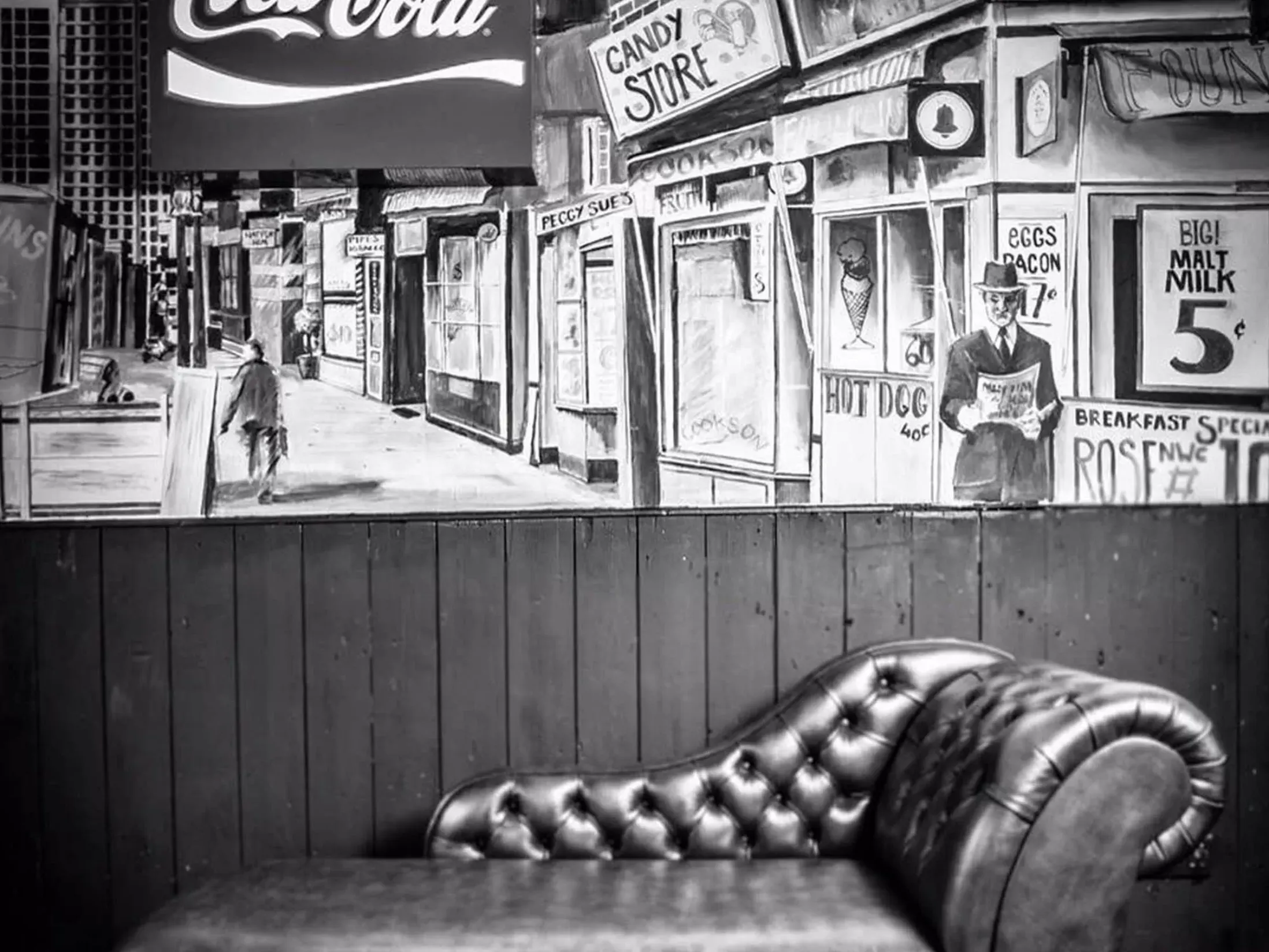 Best Pubs in Newcastle - The Dog & Parrot