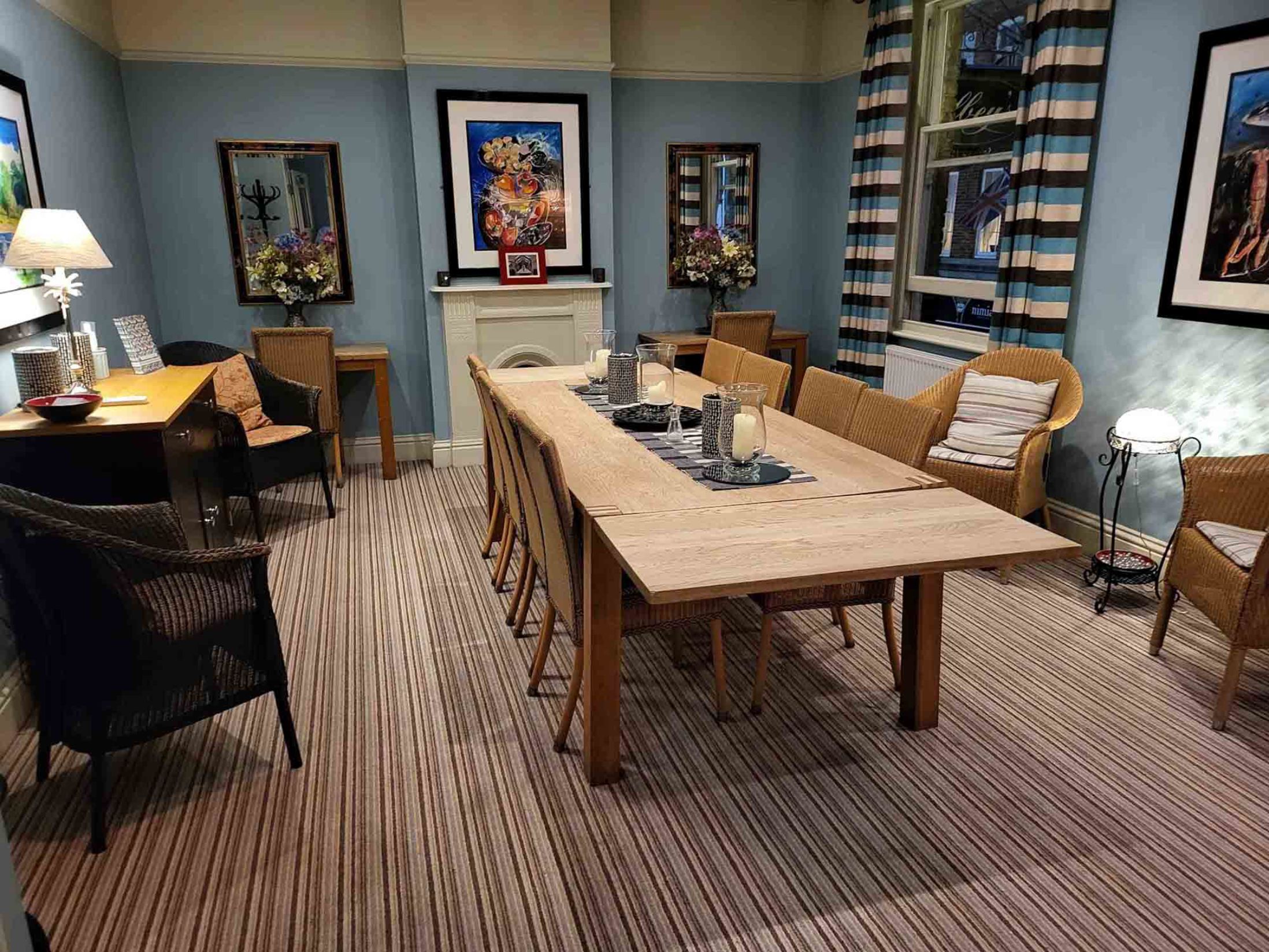 Best Restaurants in Windsor - Gilbey's Bar & Restaurant