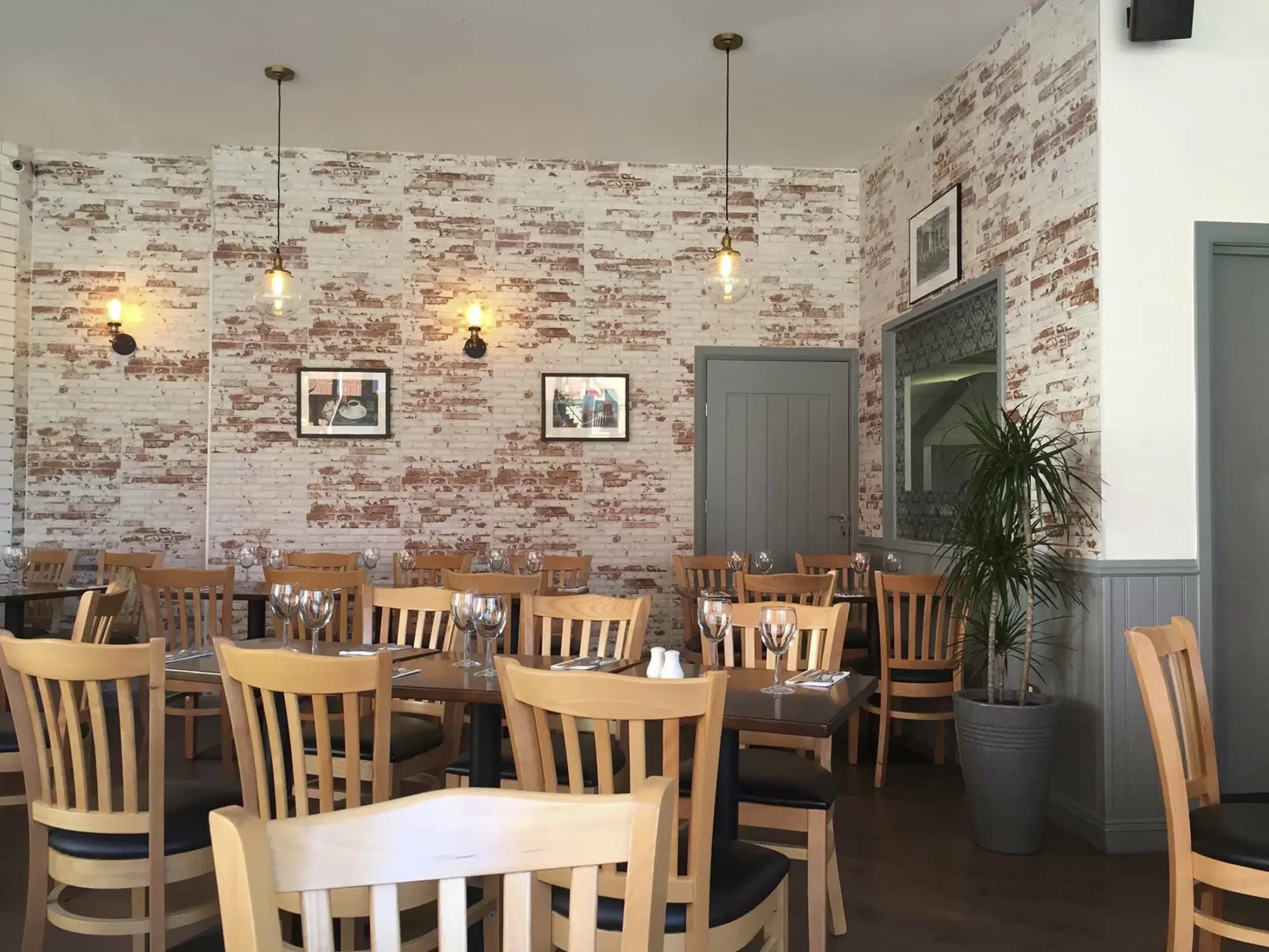 Best Restaurants in Windsor - Marmara