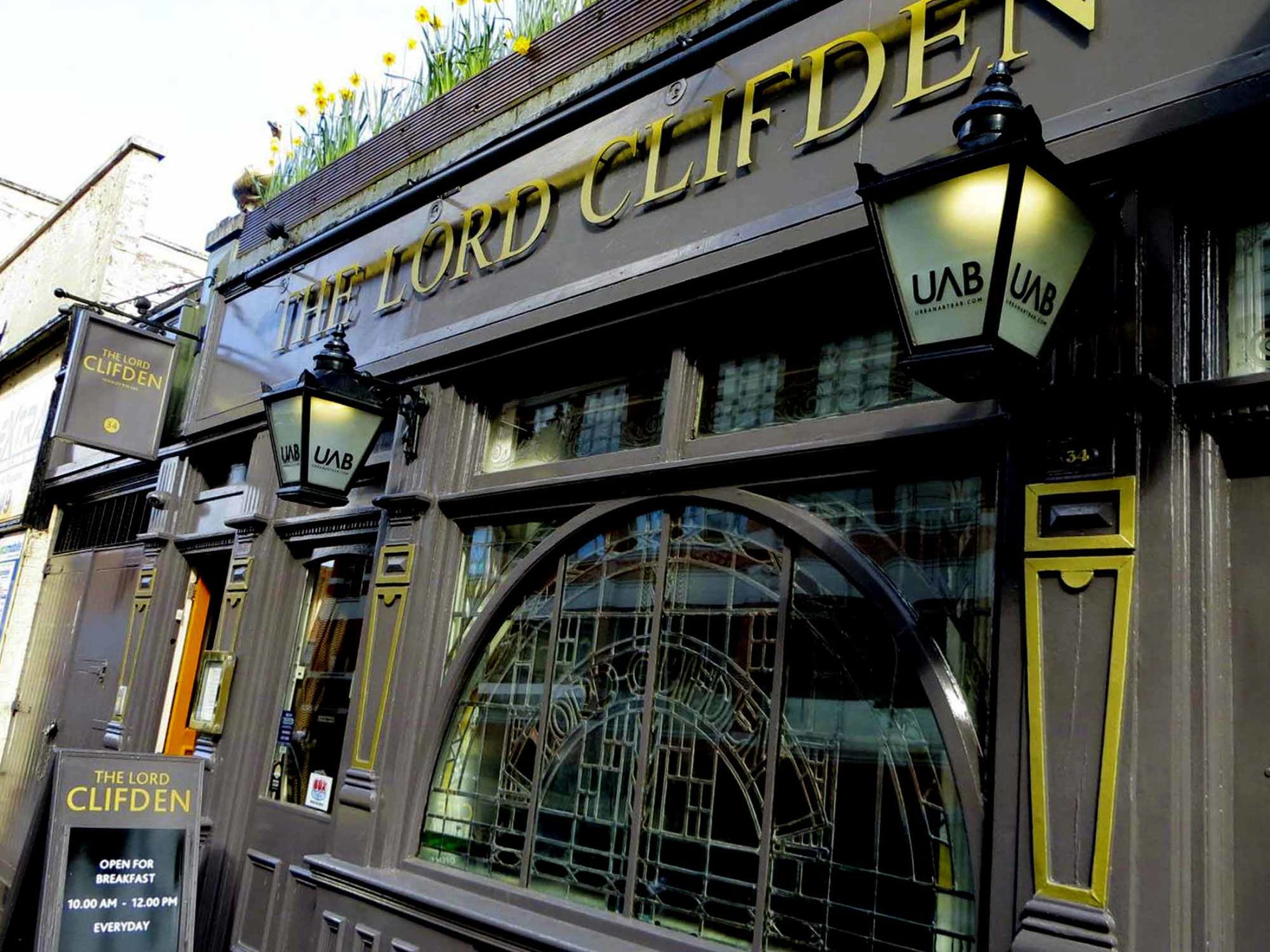 Best Sports Bars in Birmingham - The Lord Clifden