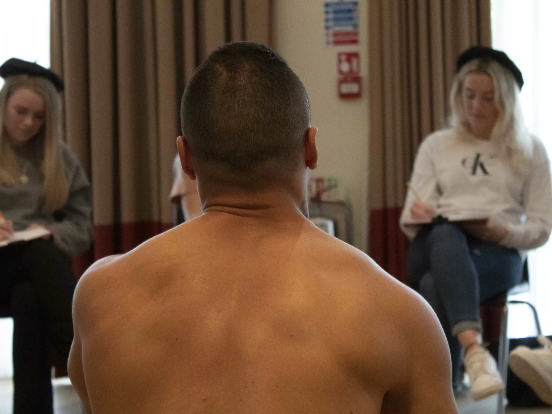 Life Art Drawing Classes in Liverpool - Sefton Art Group Monthly Class