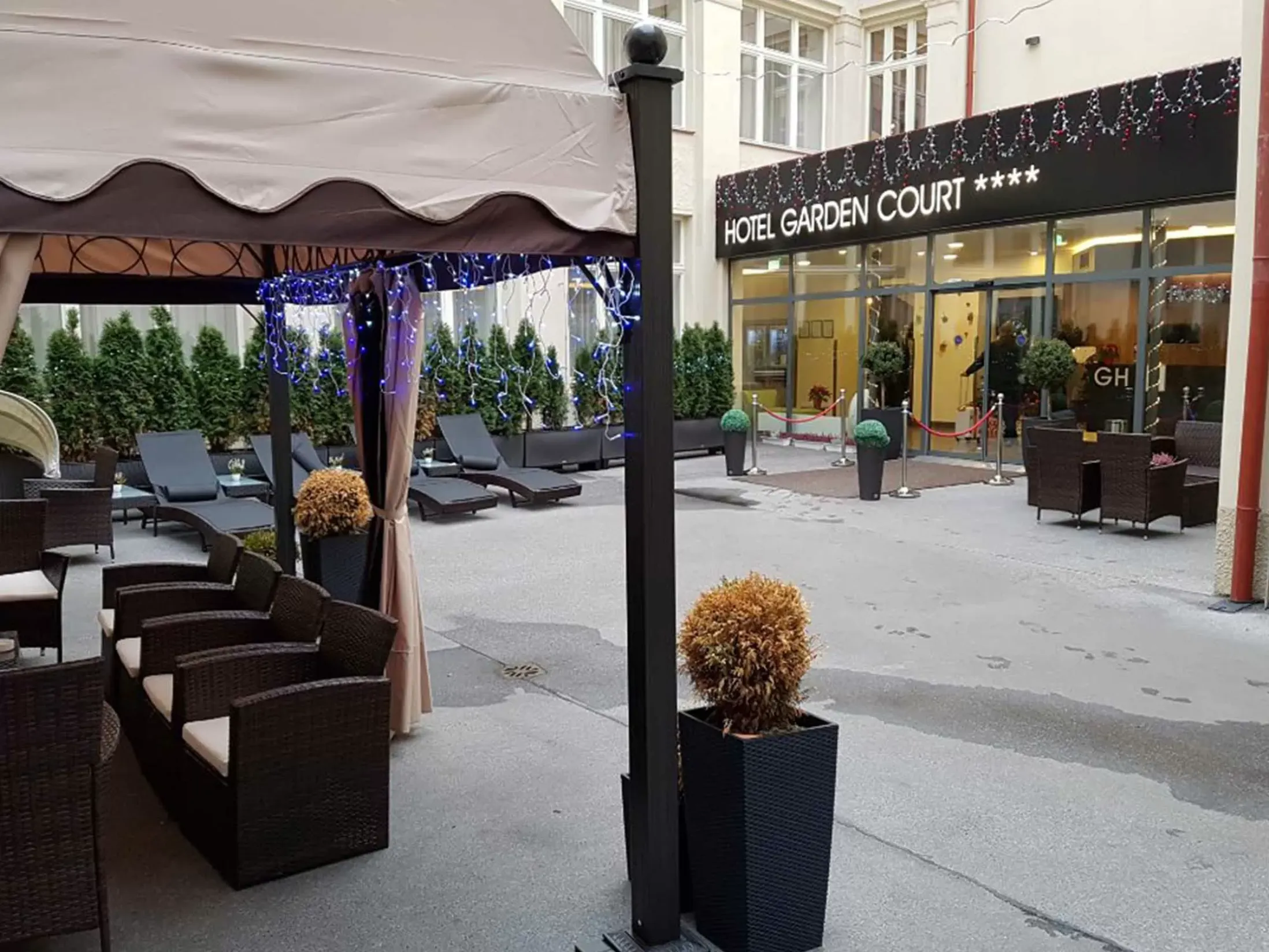 Amazing Hotels in Prague - Golden Court Hotel