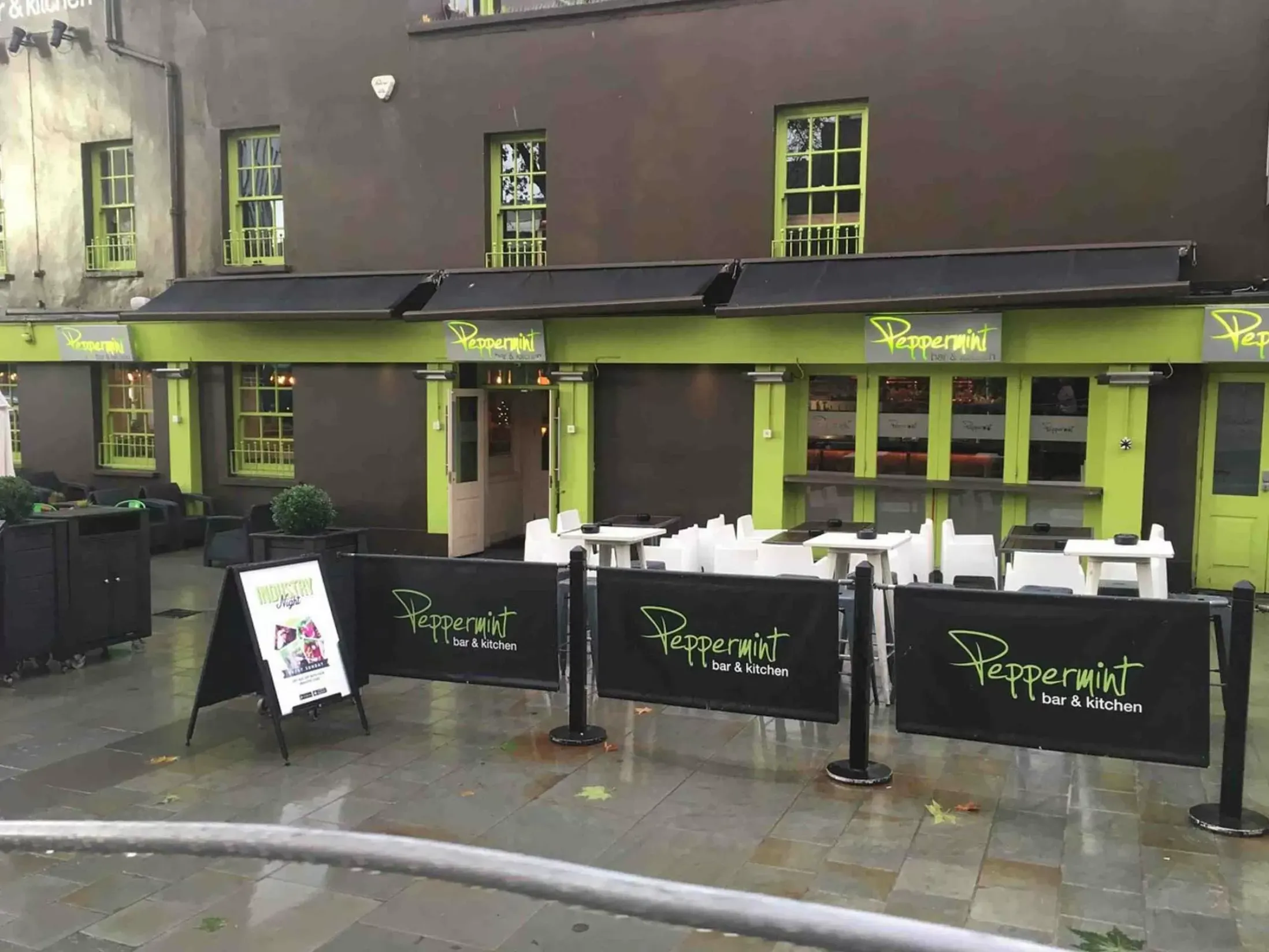 Best Bars in Cardiff - Peppermint Bar