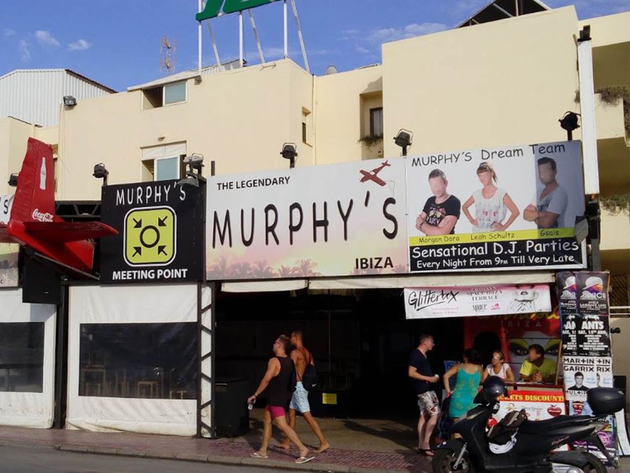 Best Bars in Ibiza - Murphy's Ibiza