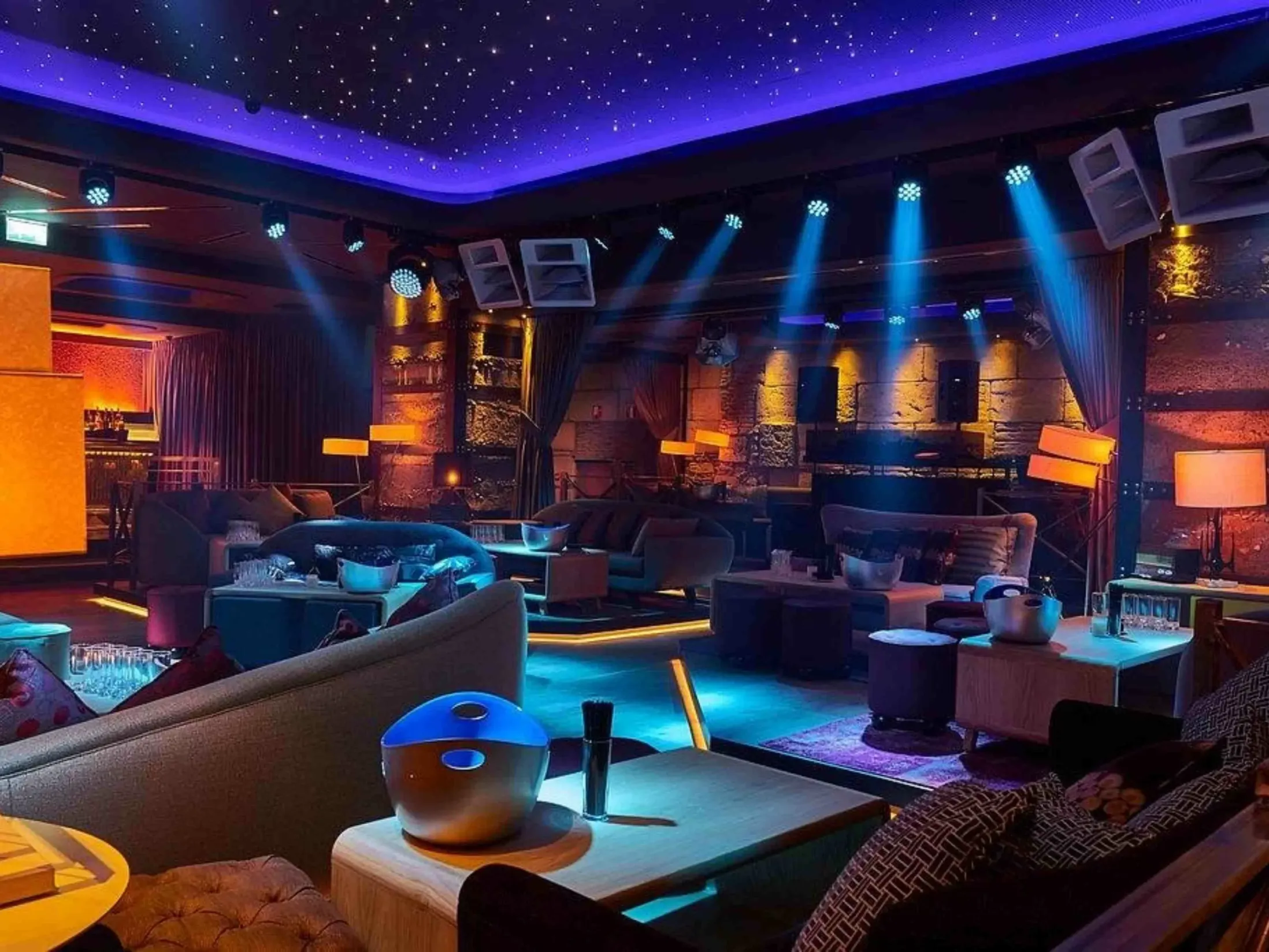 Best Bars in Marbella - La Suite