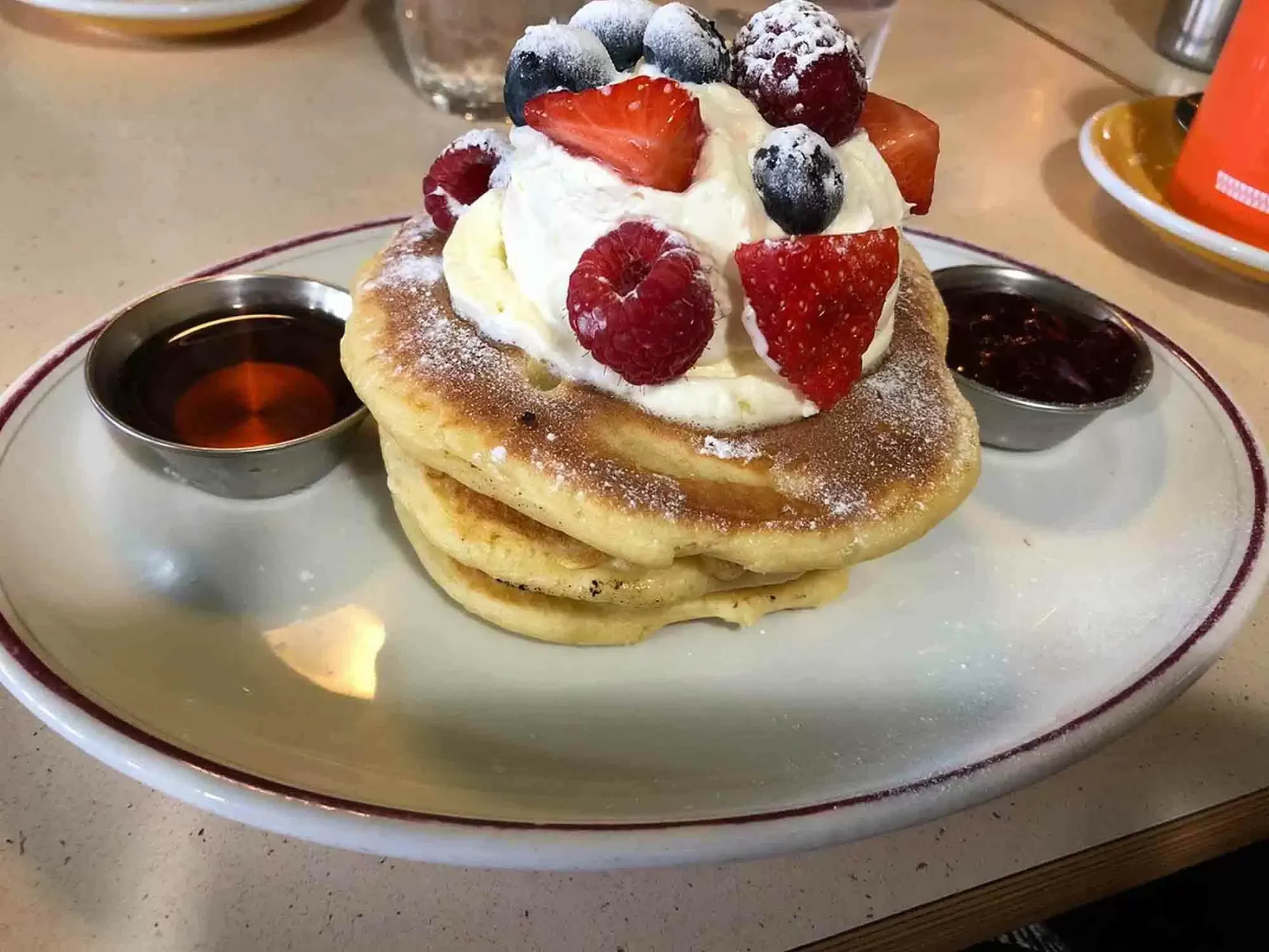 Best Bottomless Brunch in Brighton - The Breakfast Club