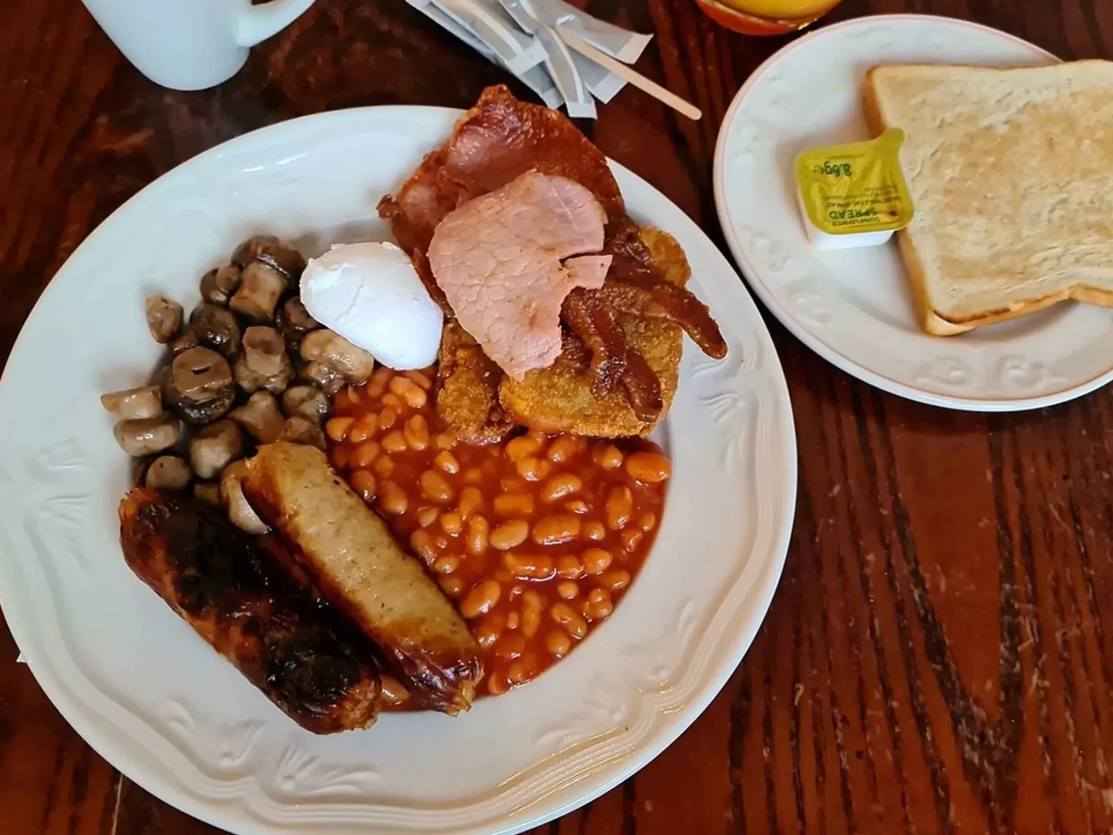 Best Bottomless Brunch in Brighton - Hilton Brighton Metropole