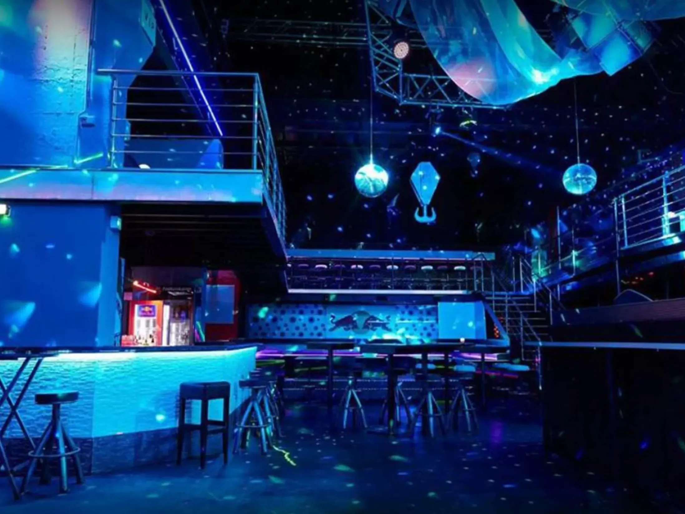 AMBIS Club - Best Clubs in Dusseldorf
