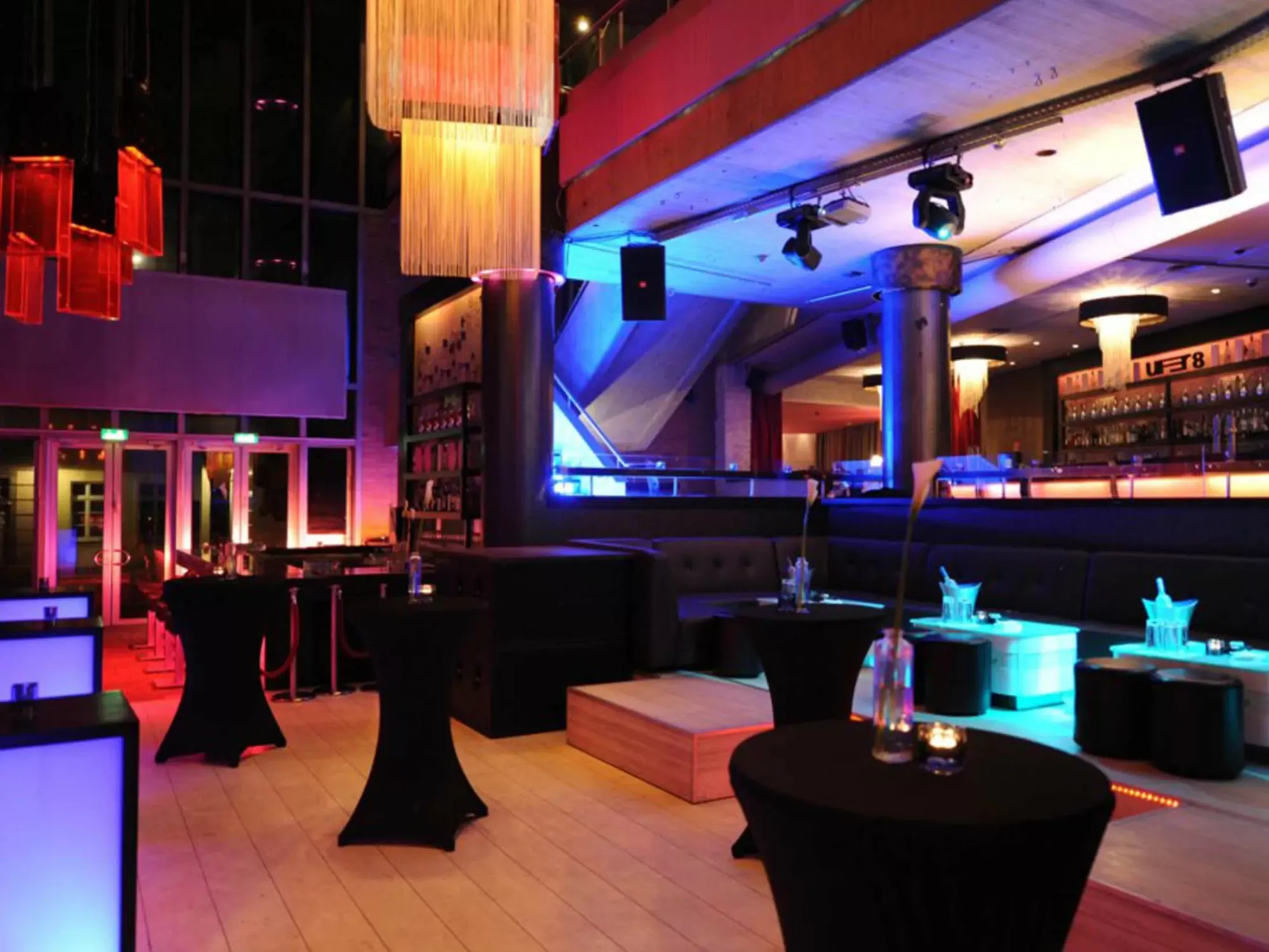 Ufer 8 - Best Clubs in Dusseldorf