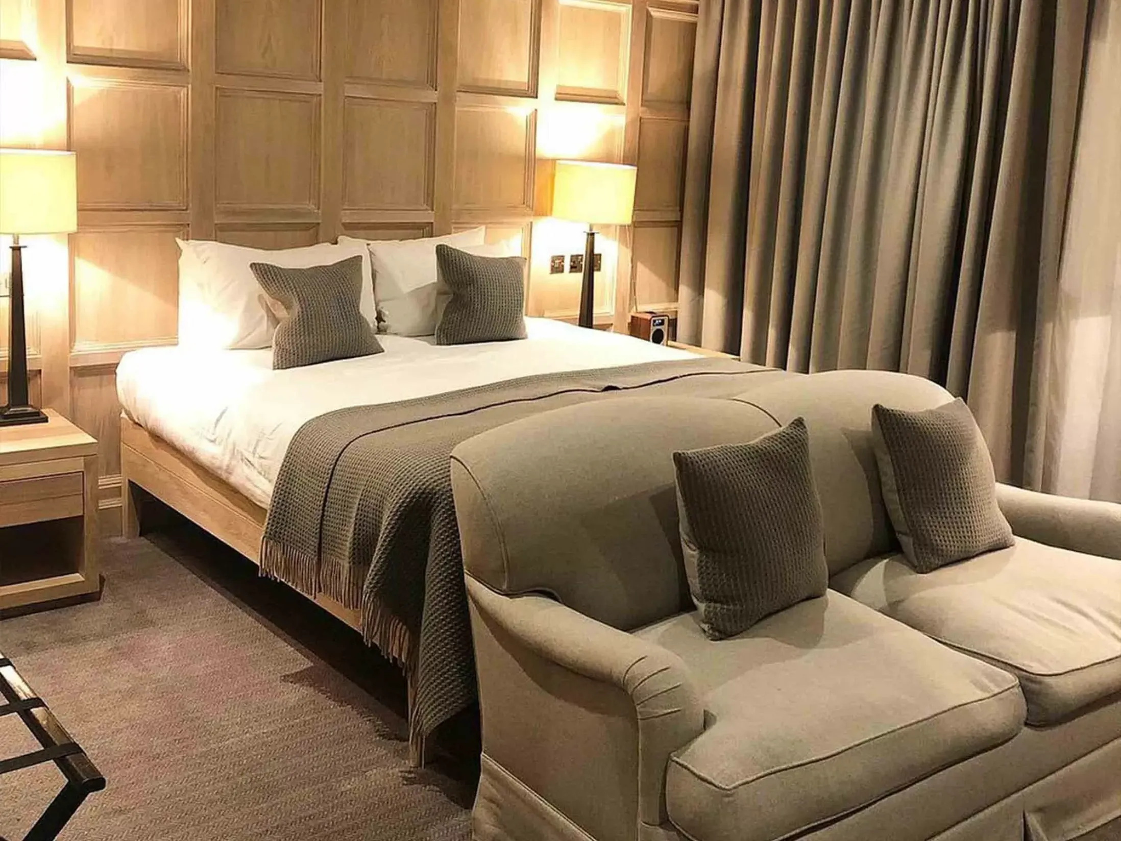 Best Hotels in Edinburgh - The Scotsman Hotel