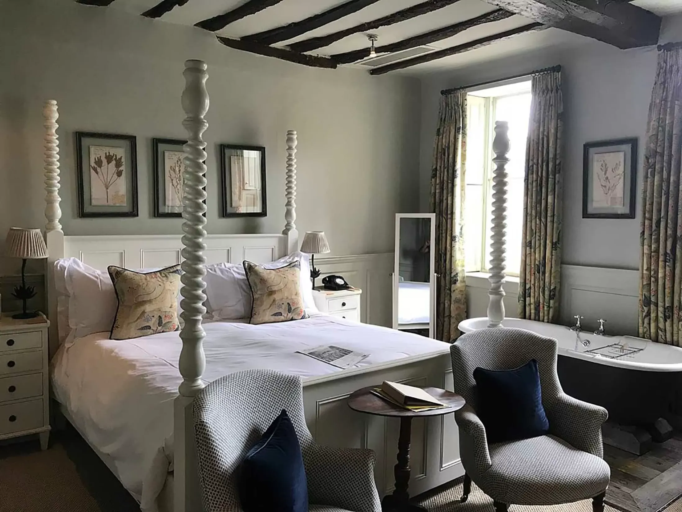 Best Hotels in Southampton - The Pig in the Wall