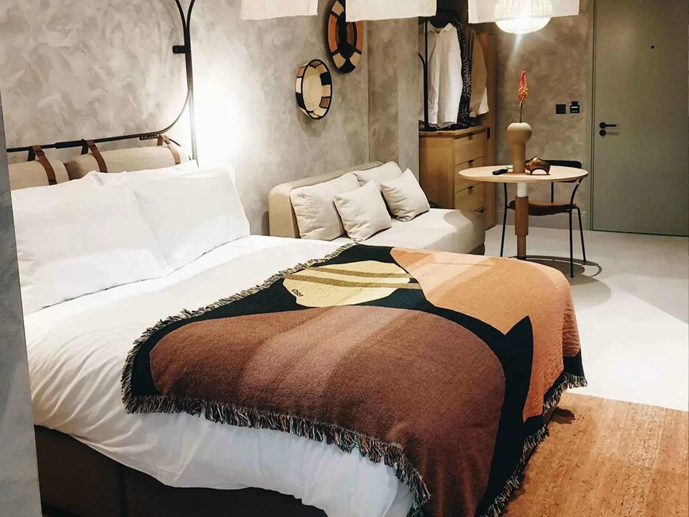 Best Hotels Near London Bridge - Bermonds Locke