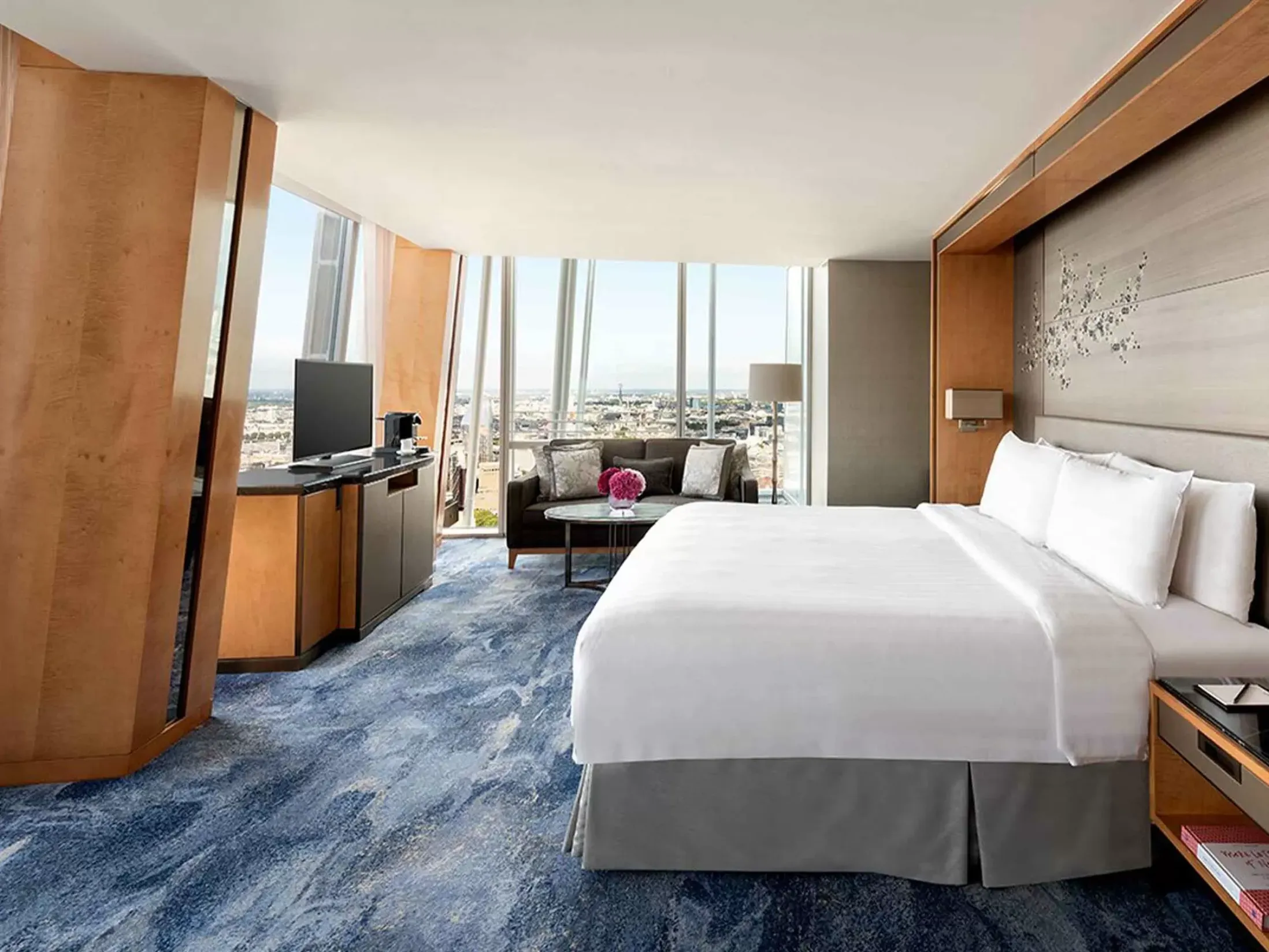 Best Hotels Near London Bridge - Shangri-La Hotel