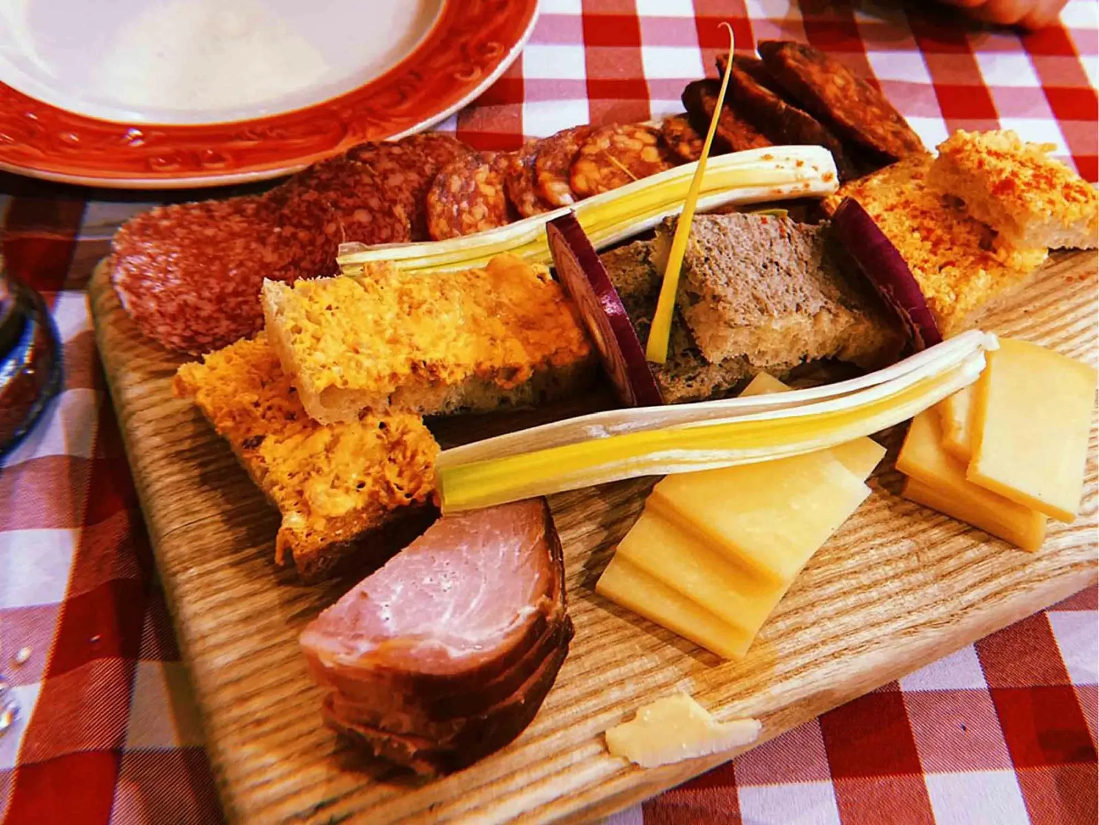 Best Restaurants in Budapest - Hungarikum Bisztr