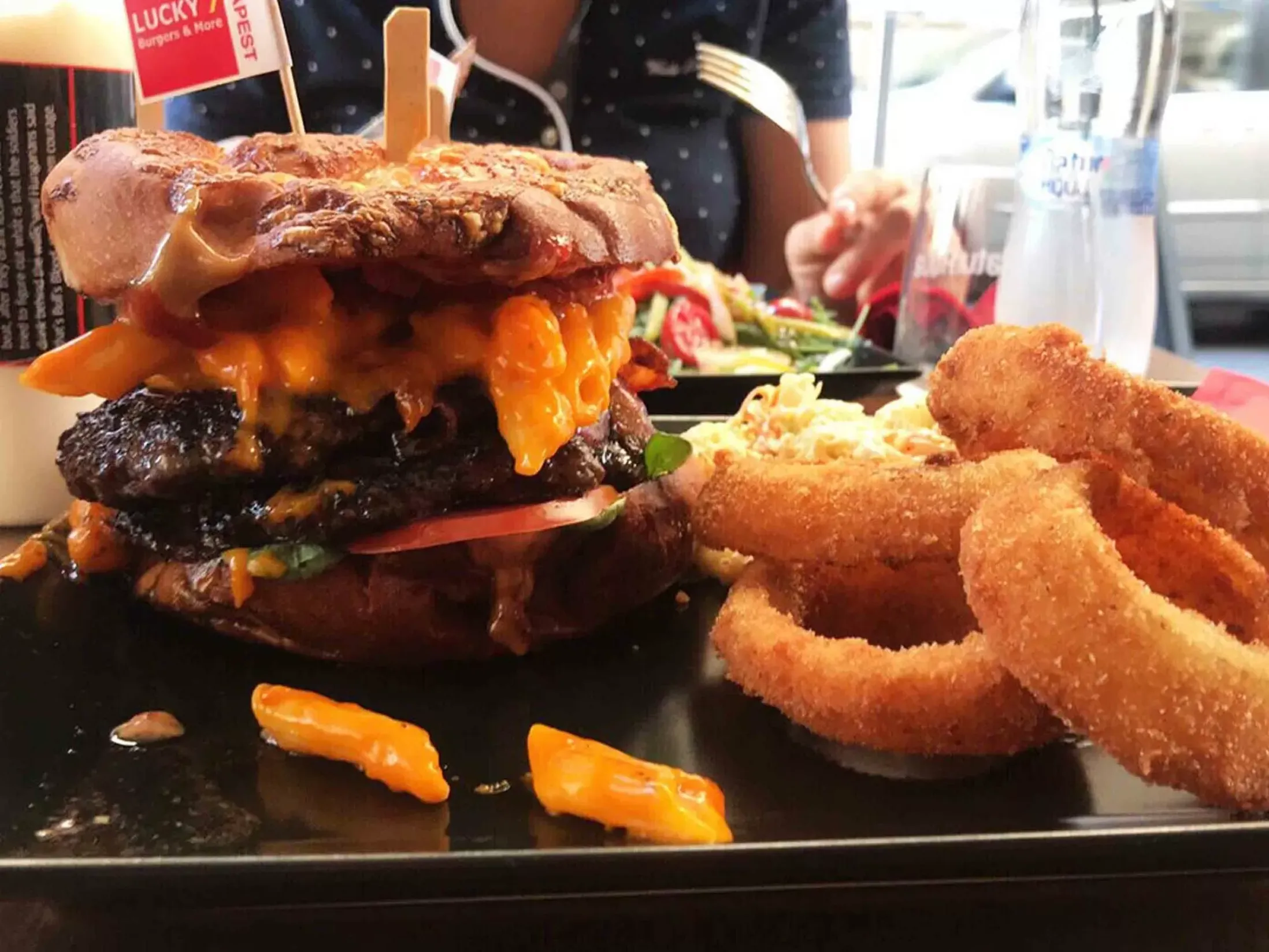 Best Restaurants in Budapest - Lucky 7 Burgers