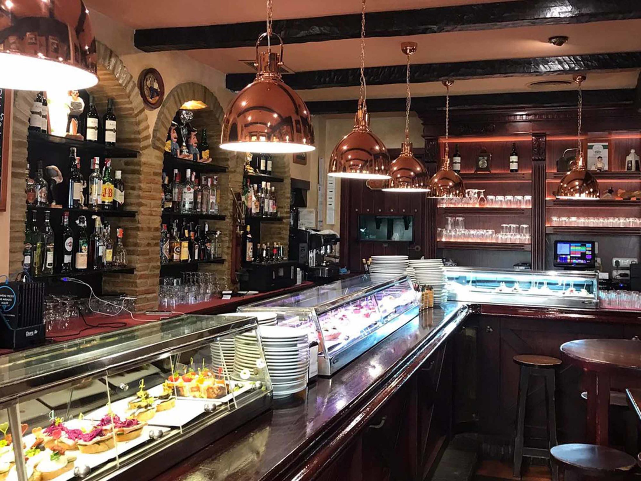 Best Restaurants in Marbella - La Taberna del Pintxo Banus