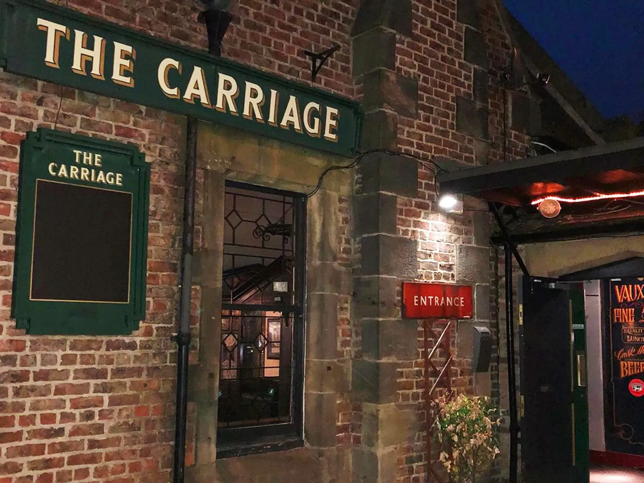 Best Vegan Restaurants in Newcastle - The Carriage Pub