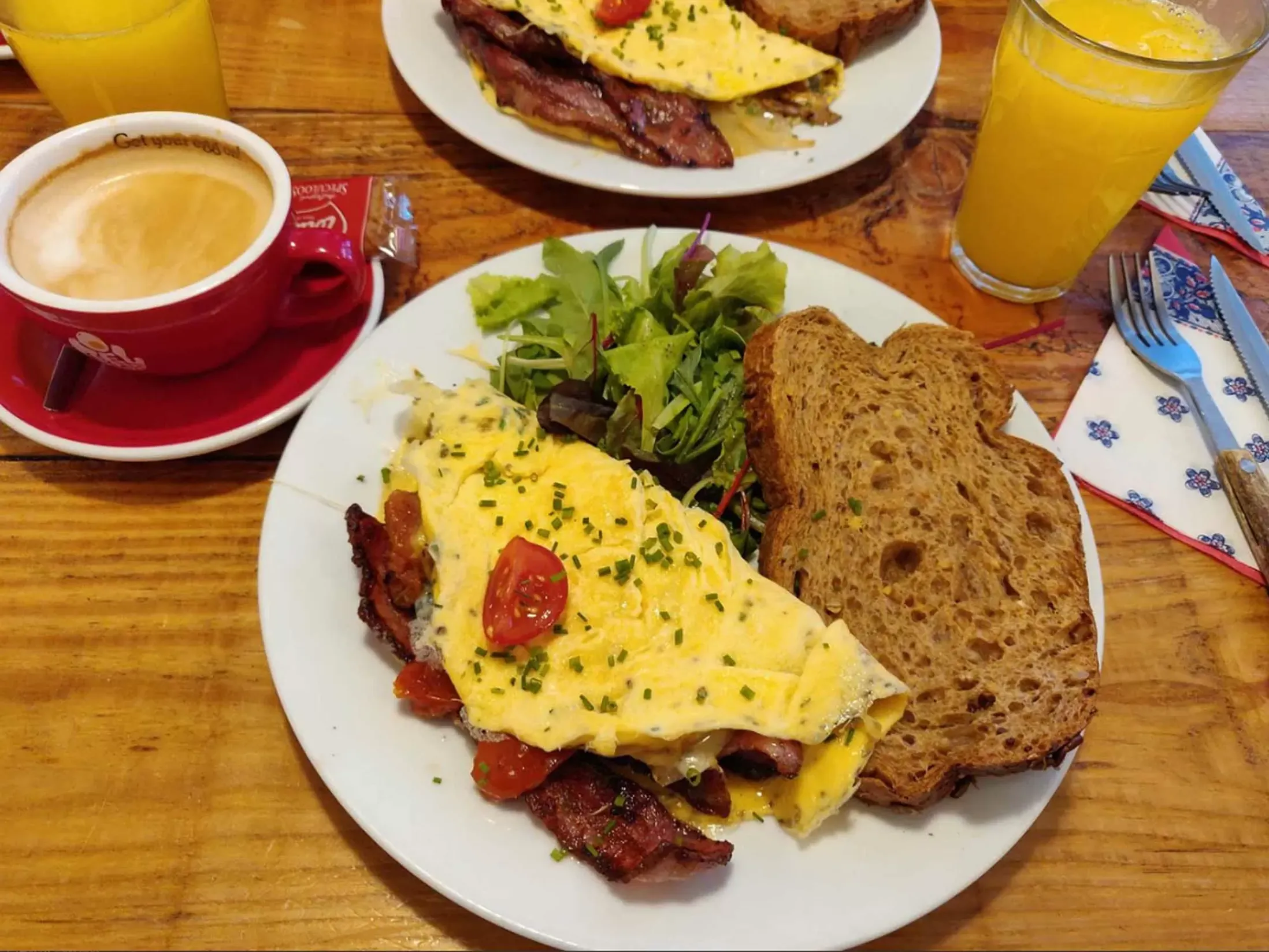Top 8 Breakfast Places in Amsterdam - Omelegg De Pijp