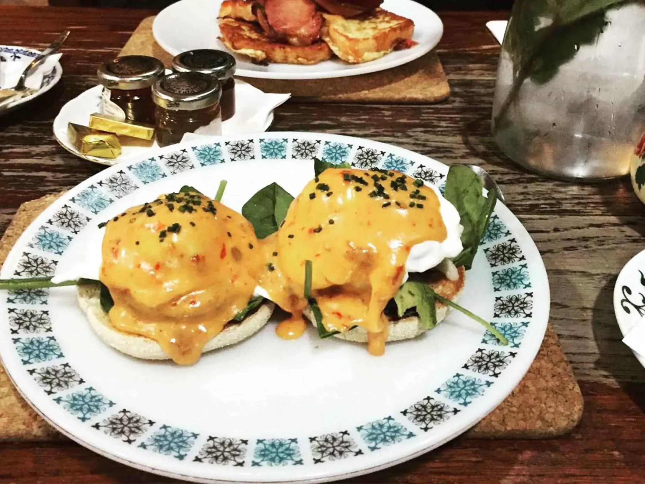 Top Glasgow Bottomless Brunch Venues - Hillhead Bookclub