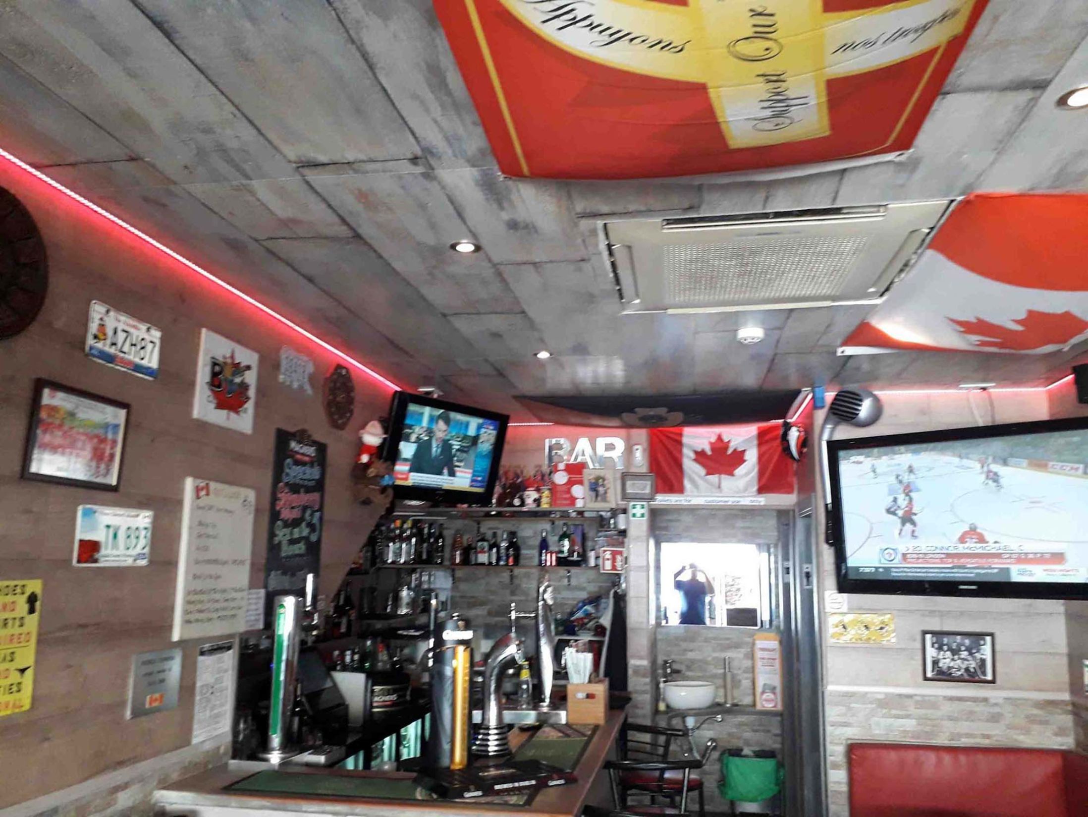 BJ's Canadian Bar - Best Bars in Albufeira