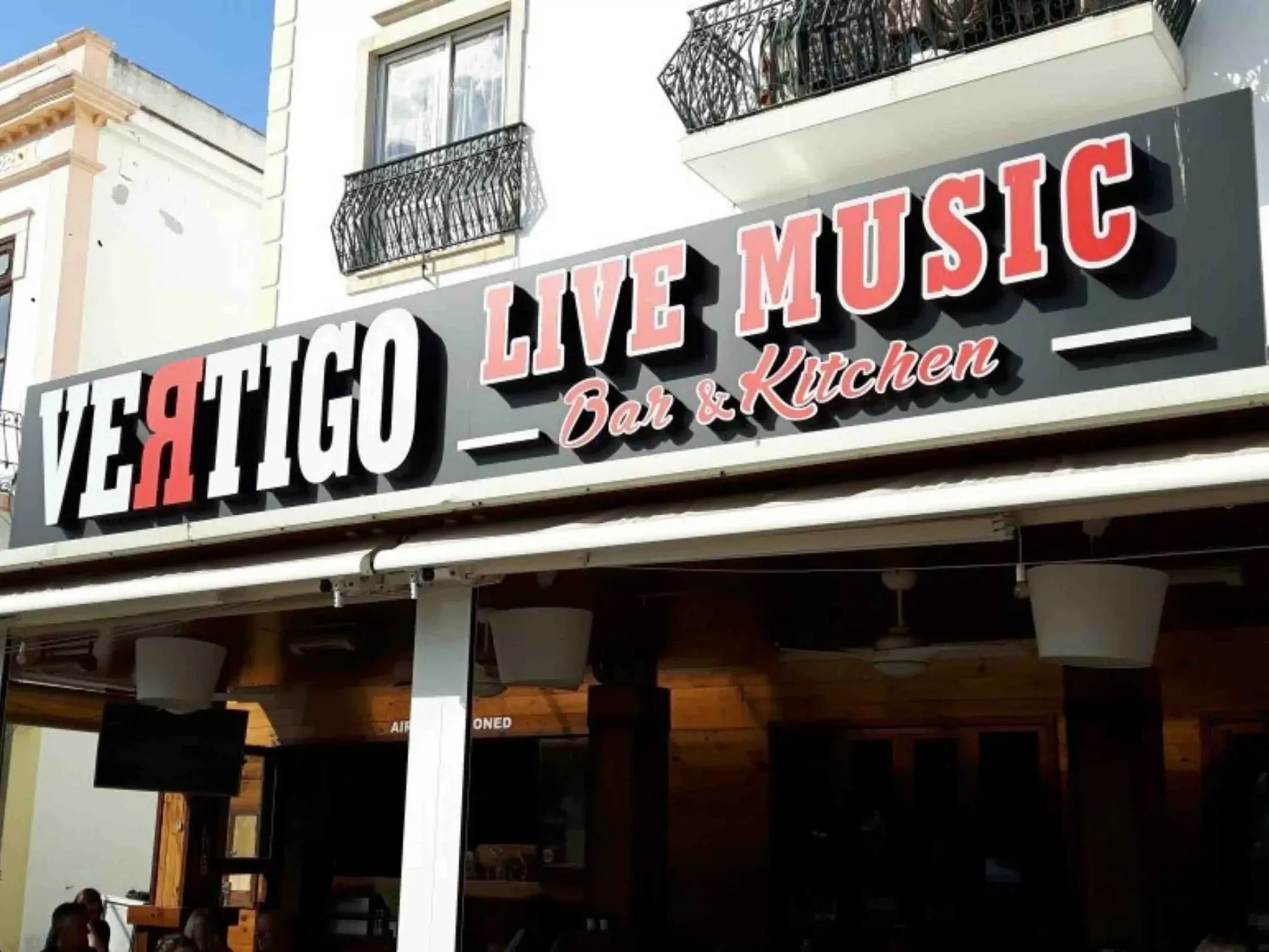 Vertigo Live Music Bar - Best Bars in Albufeira