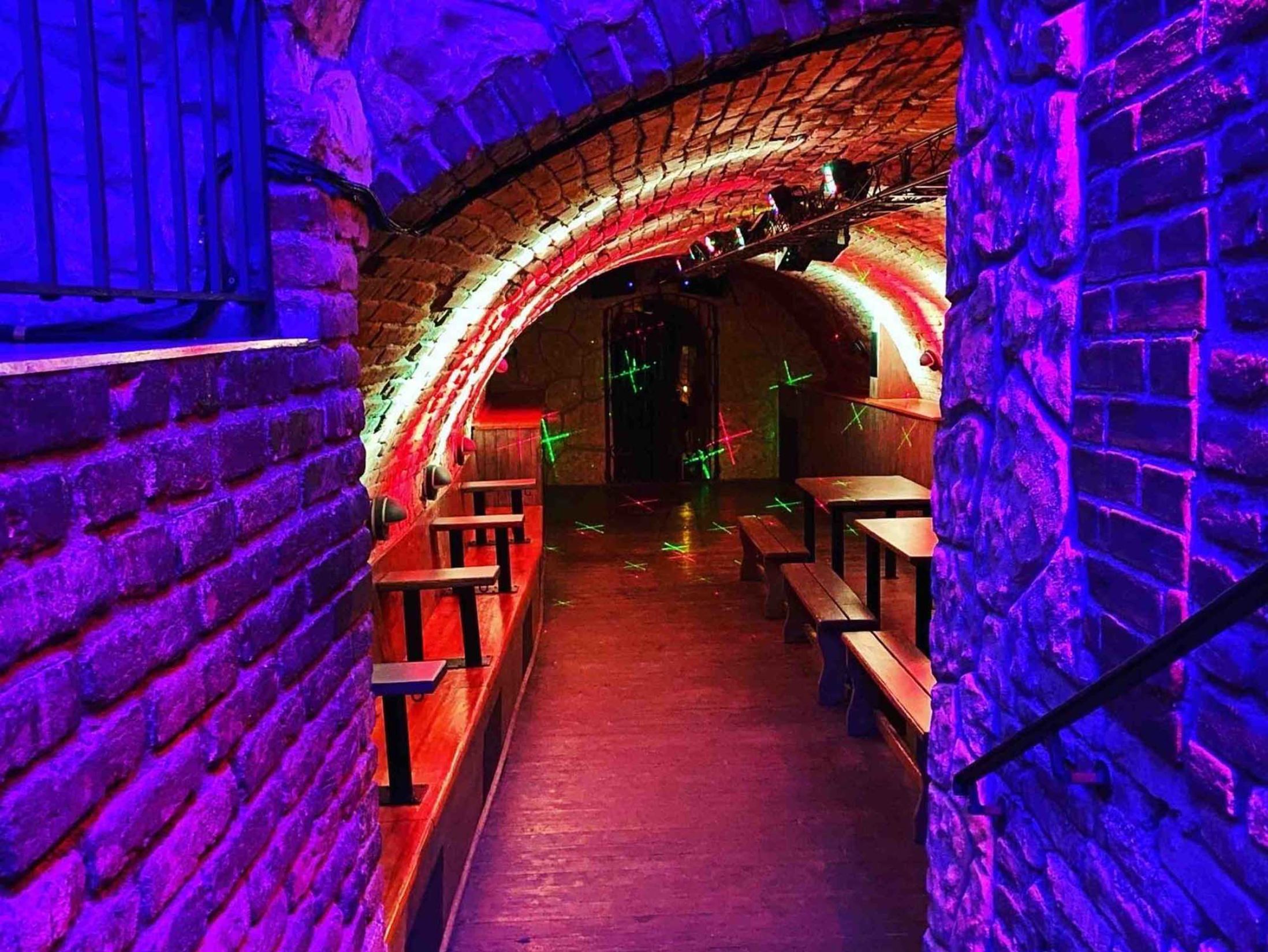 Charlie's Hat - Best Bars in Brno