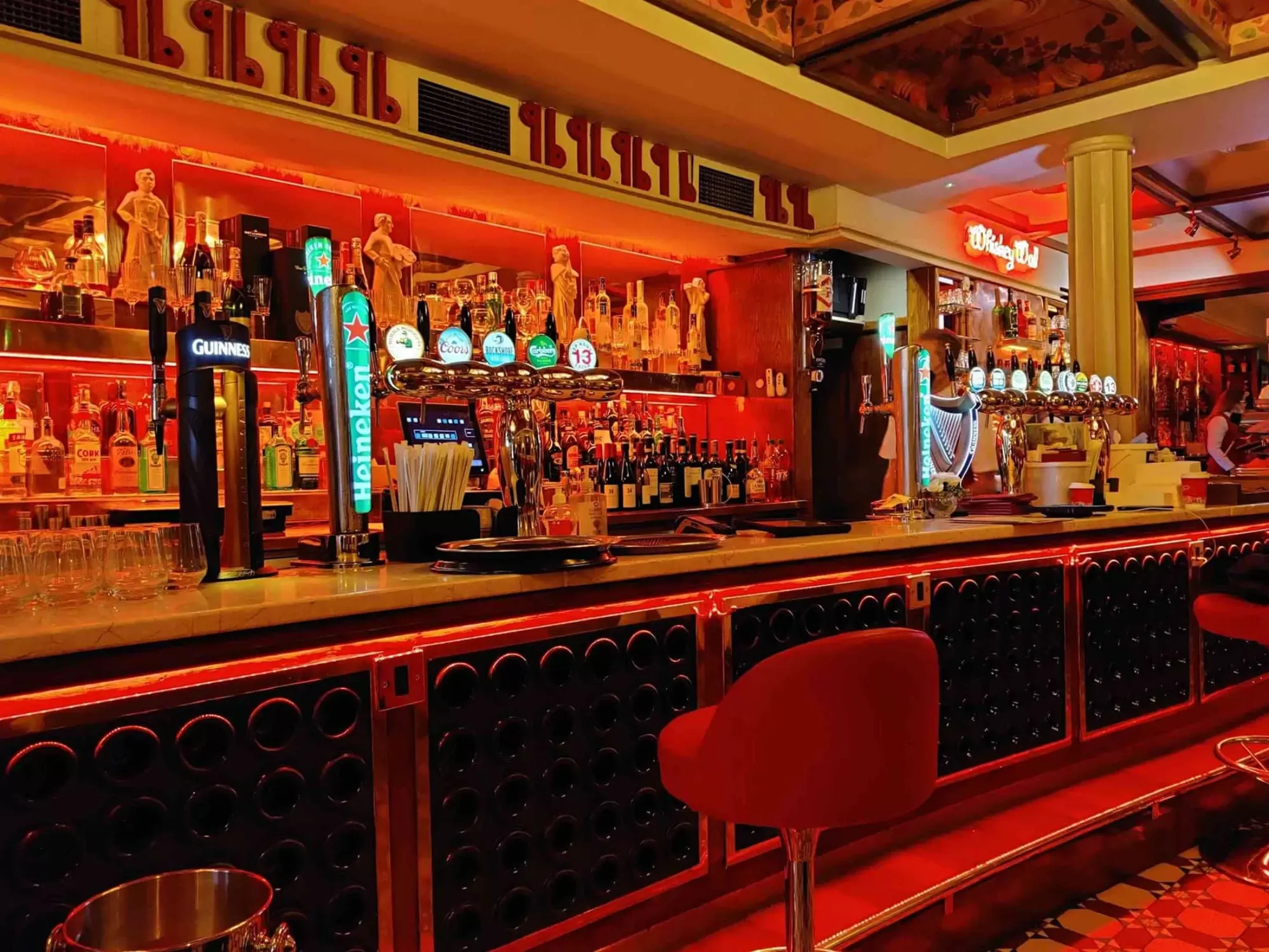 Davy Byrne's Pub - Best Bars in Dublin