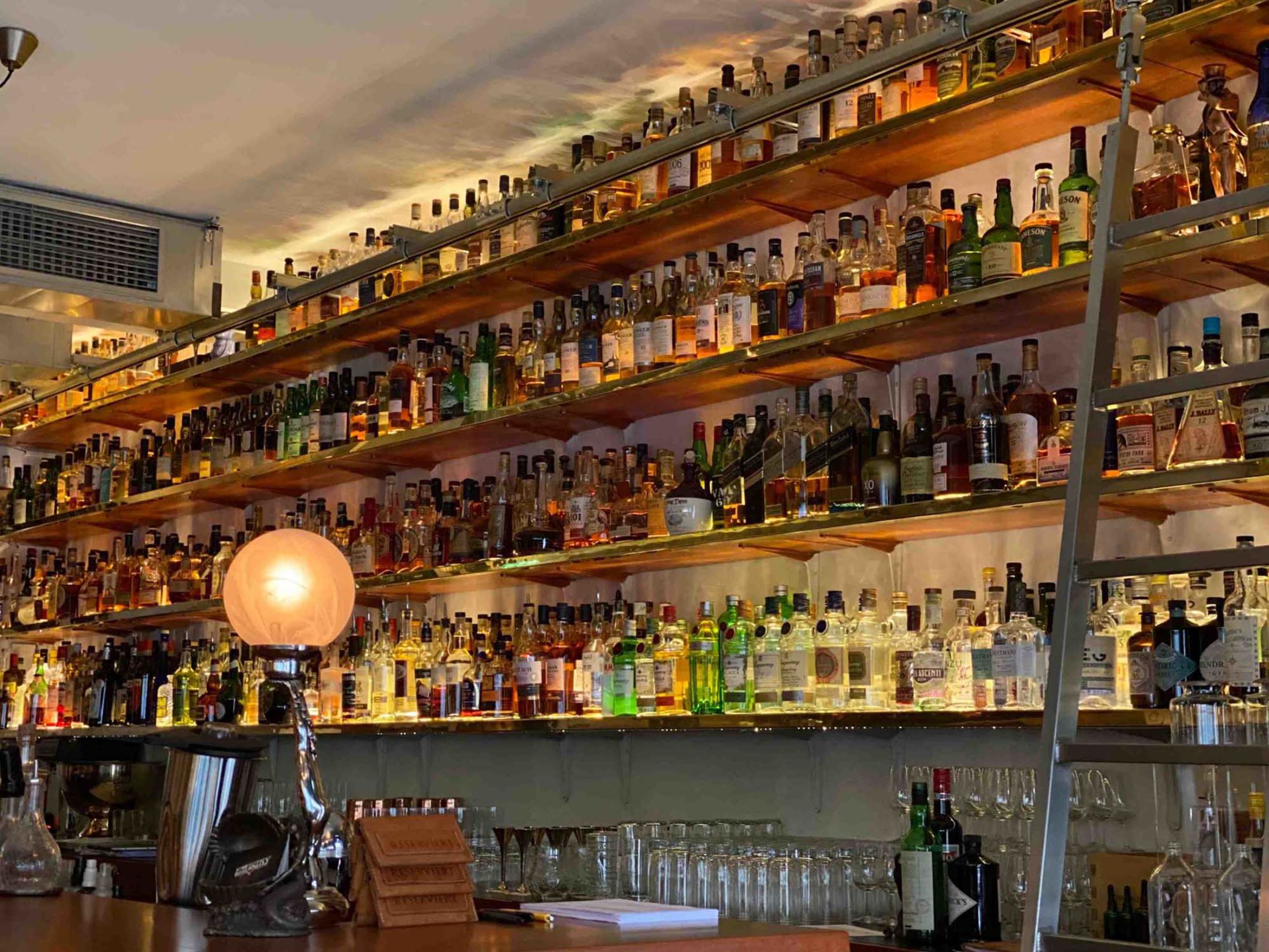 Best Bars in Frankfurt | 10 Frankfurt Bars