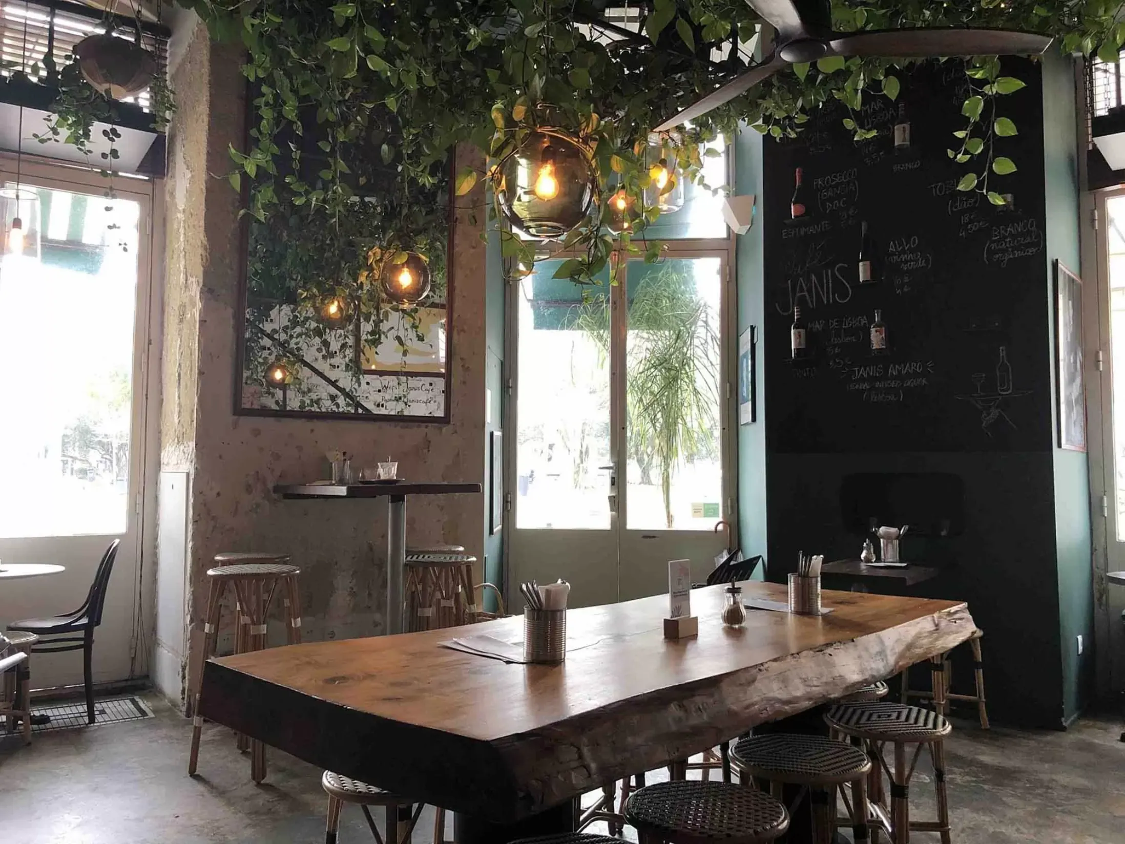 Café Janis - Best Breakfast in Lisbon