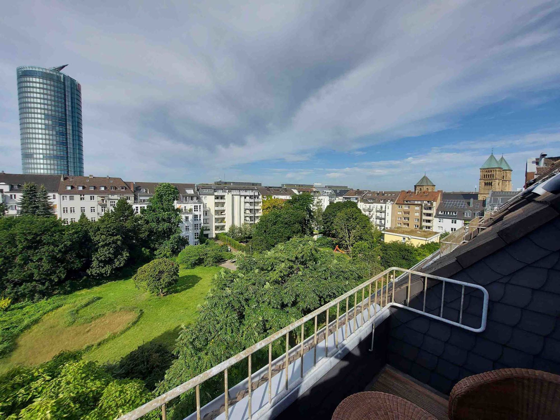 Hotel Indigo Victoriaplatz - Best Hotels in Dusseldorf
