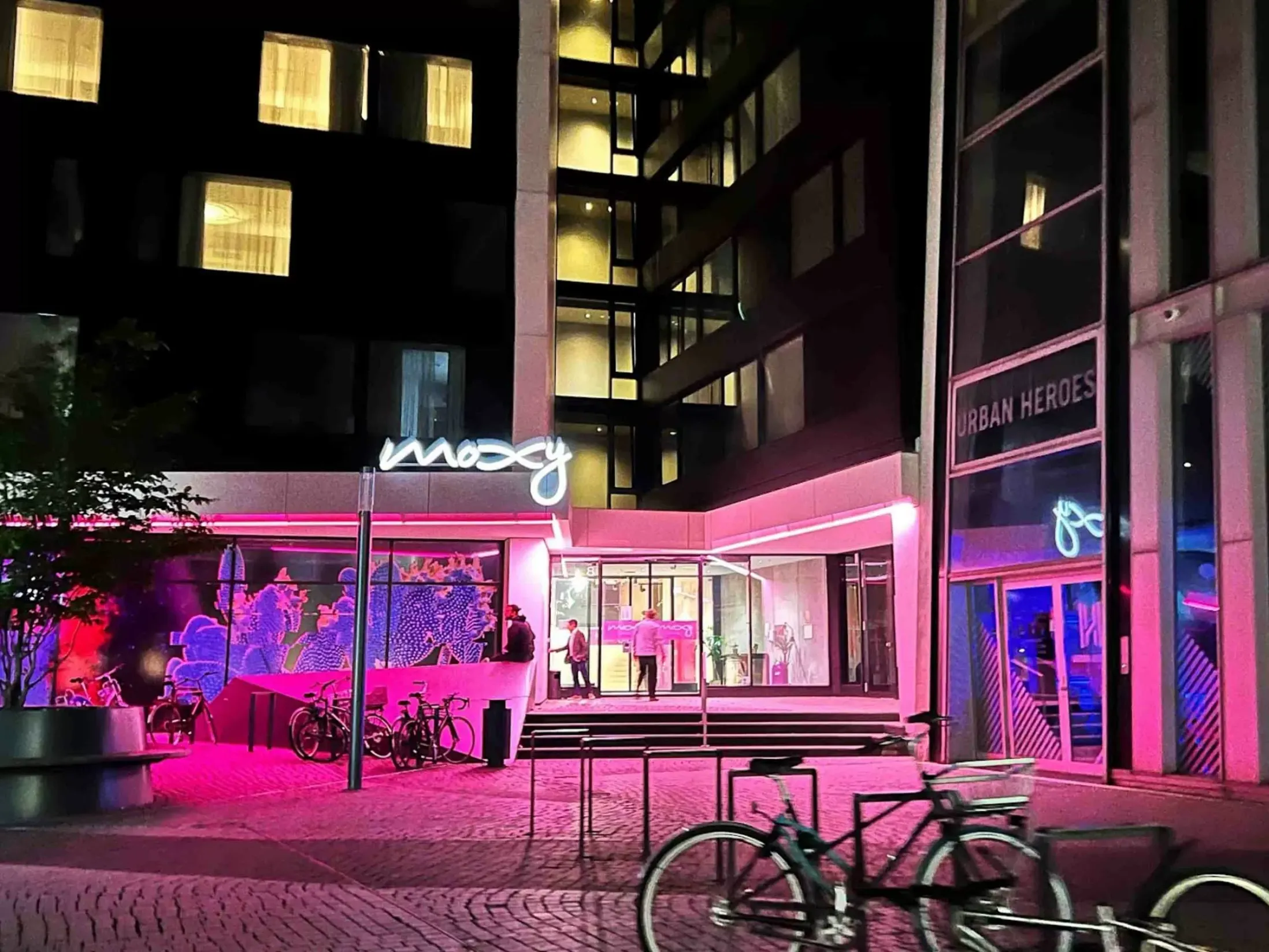 Moxy Frankfurt City Centre - Best Hotels in Frankfurt
