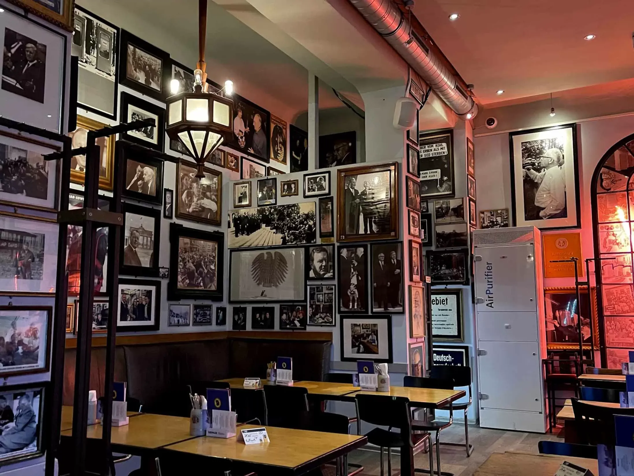 Ständige Vertretung - Best Pubs in Berlin