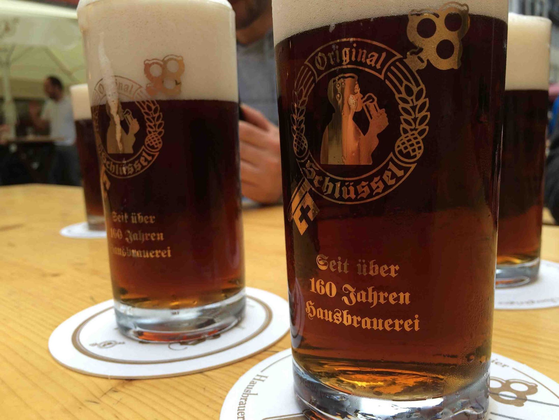 Brewery Zum Schlüssel - Best Pubs in Dusseldorf