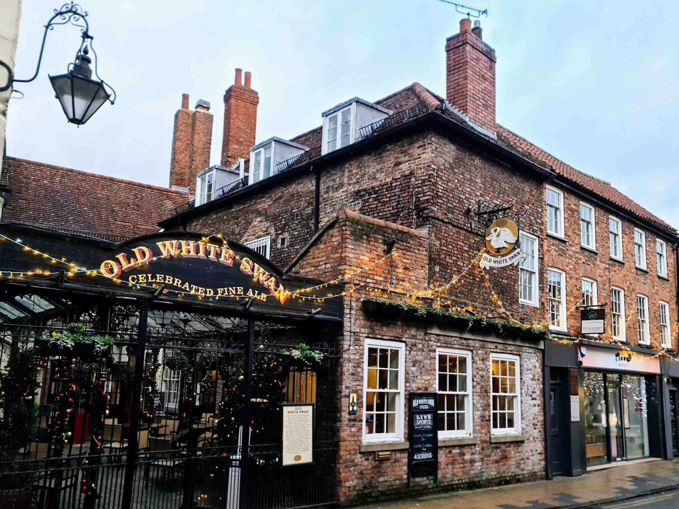 The Old White Swan - Best Pubs in York