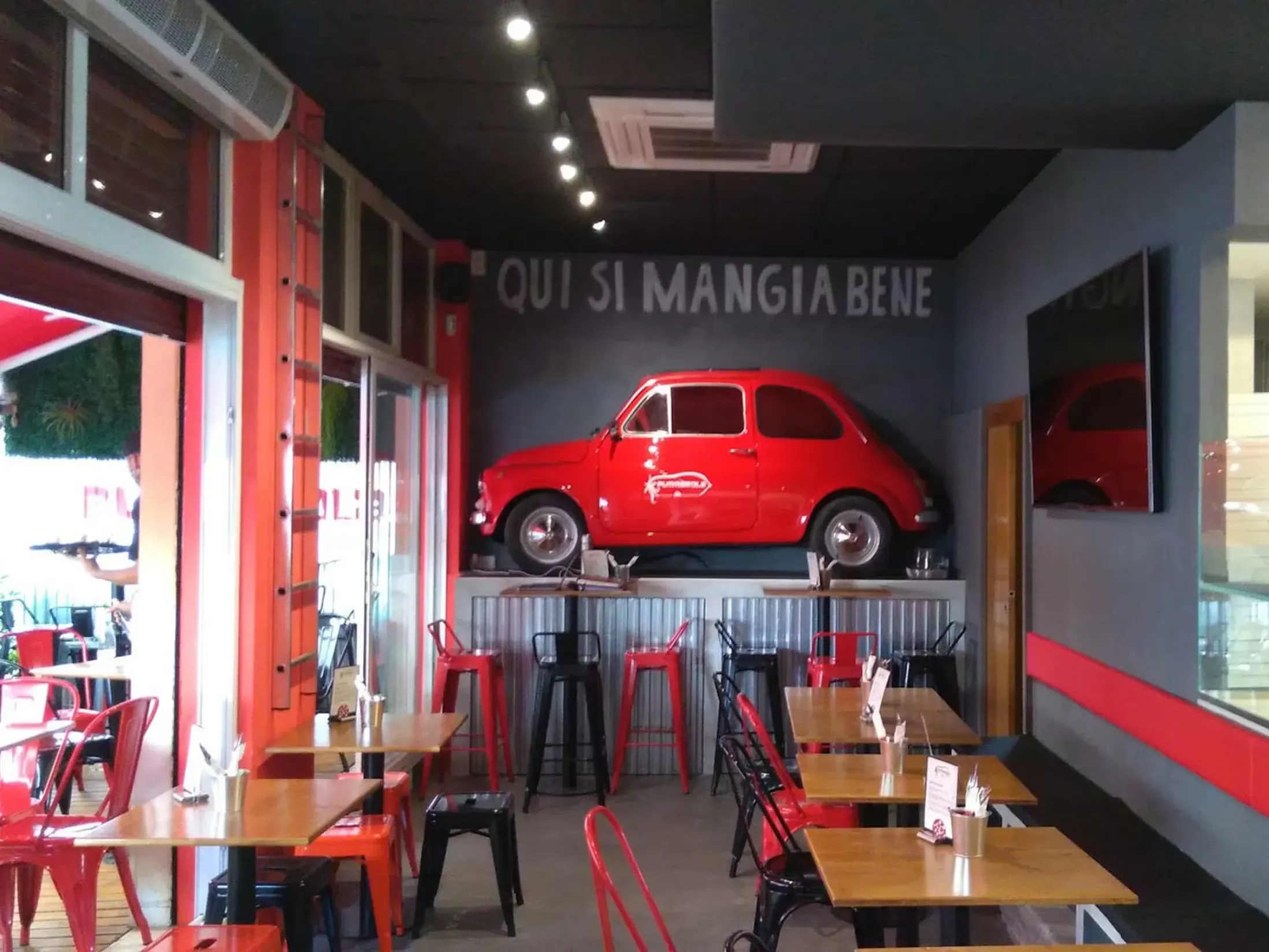 Pummarola Ibiza - Best Restaurants in Ibiza