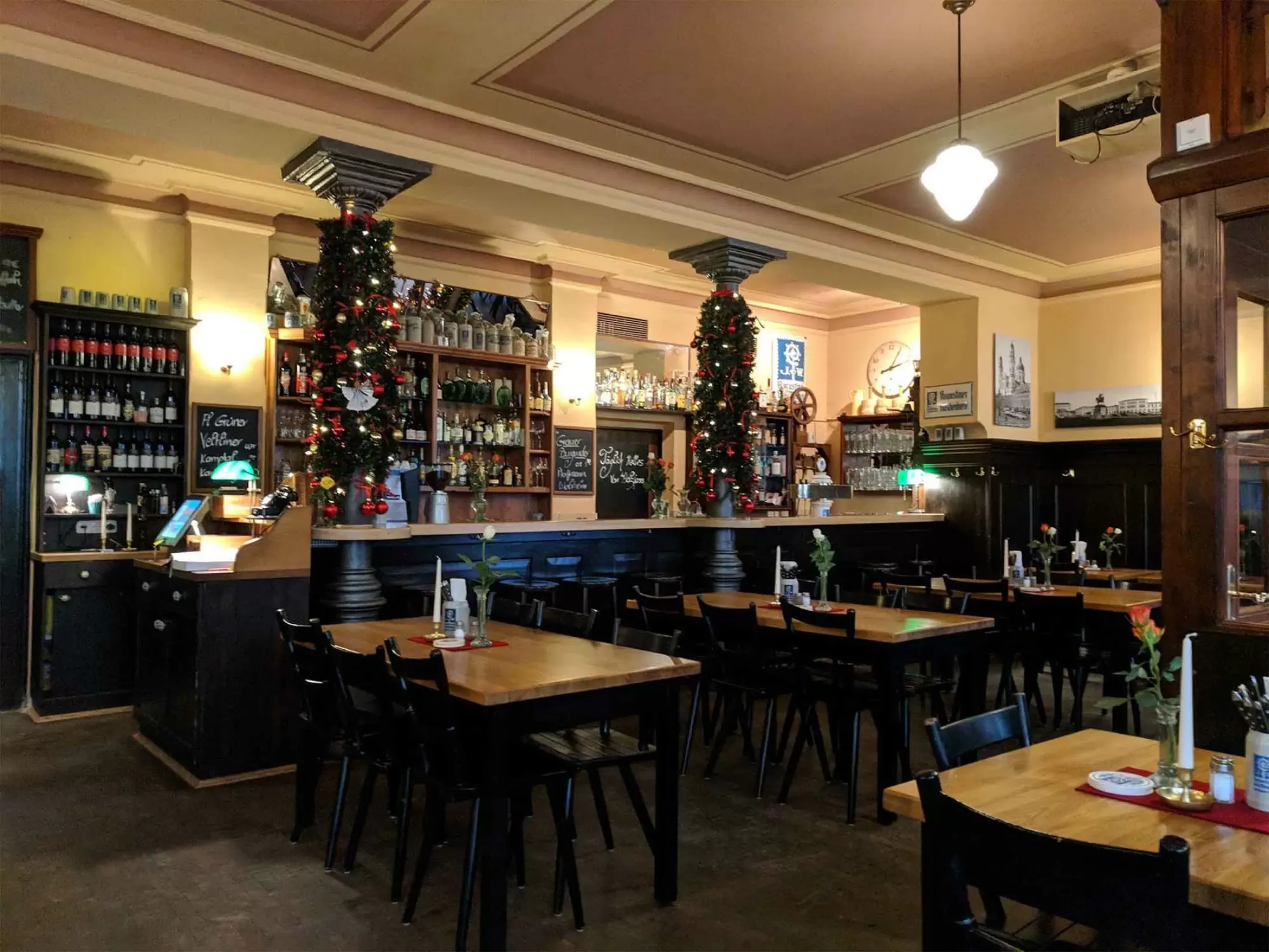 Gaststätte Burg Pappenheim - Best Restaurants in Munich