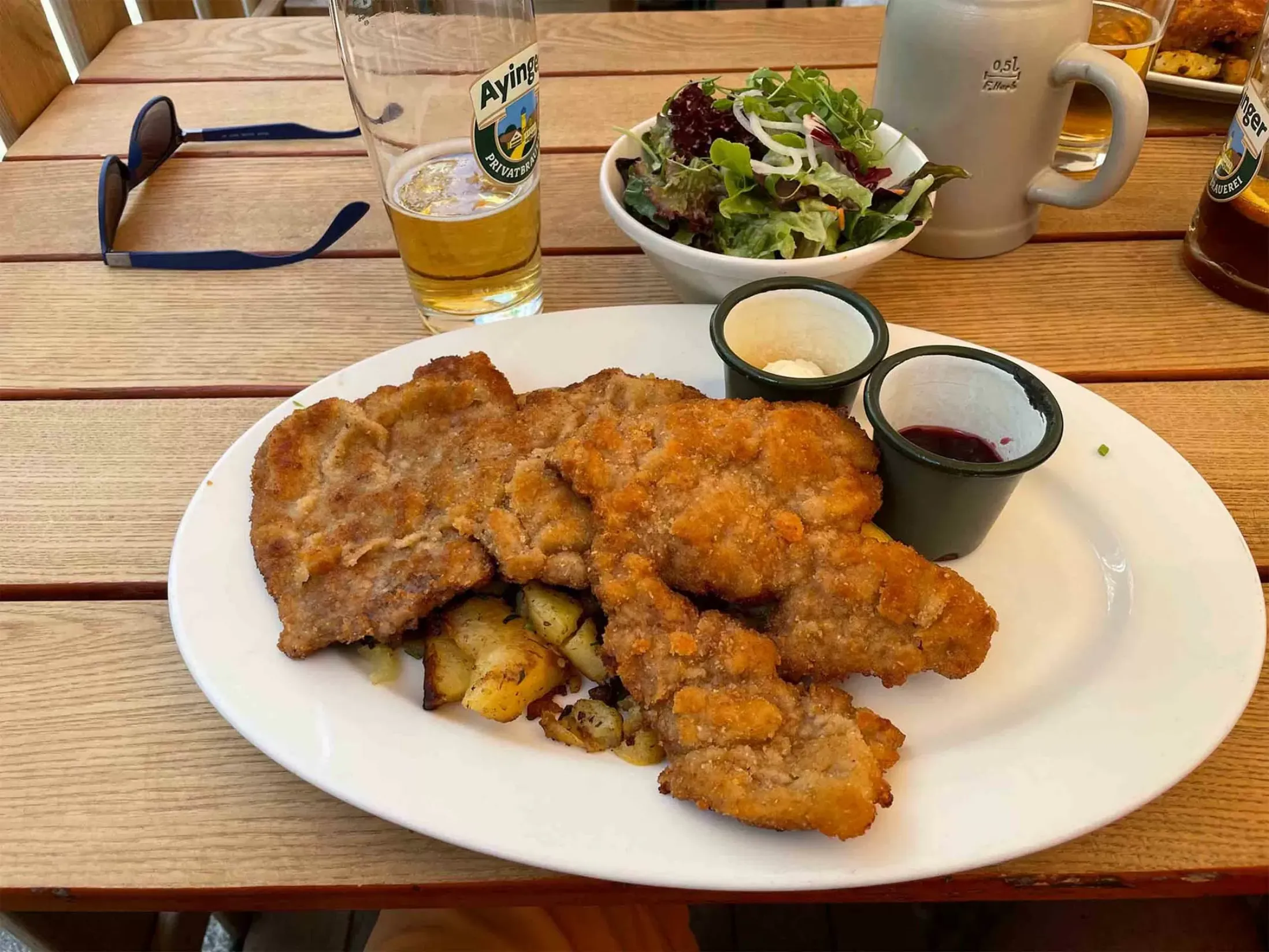 Kaisergarten - Best Restaurants in Munich