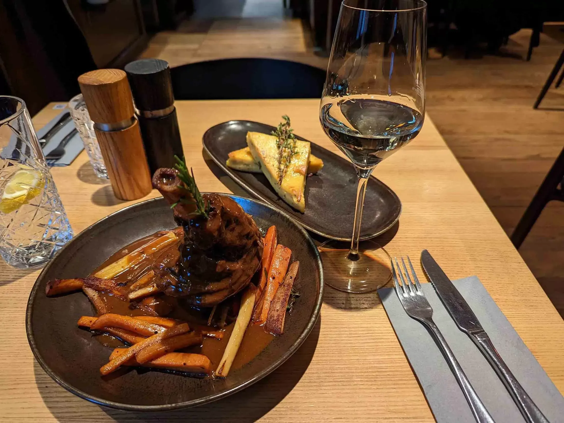 Schwabinger Wassermann - Best Restaurants in Munich