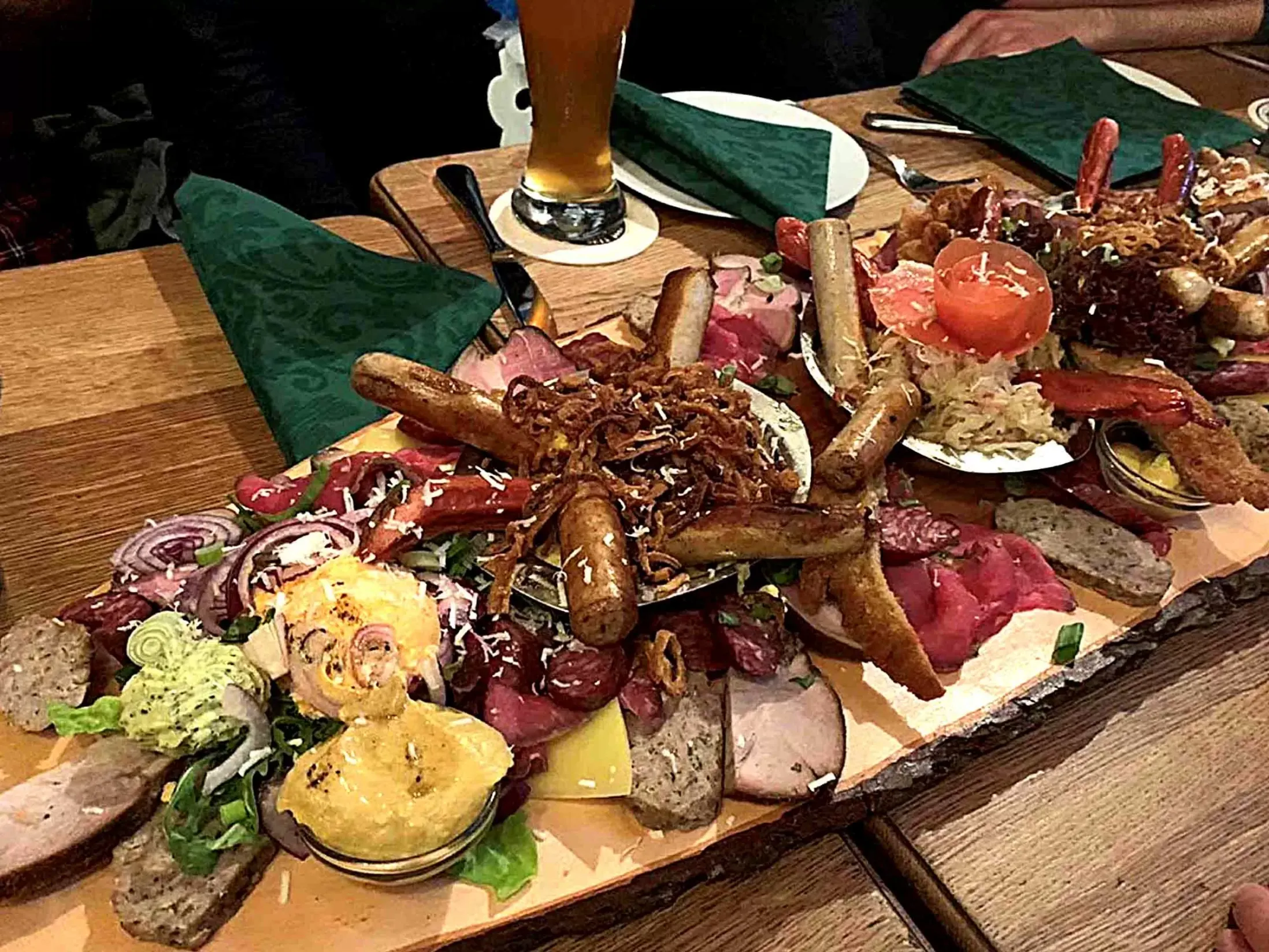 Tattenbach Wirtshaus & Stüberl - Best Restaurants in Munich